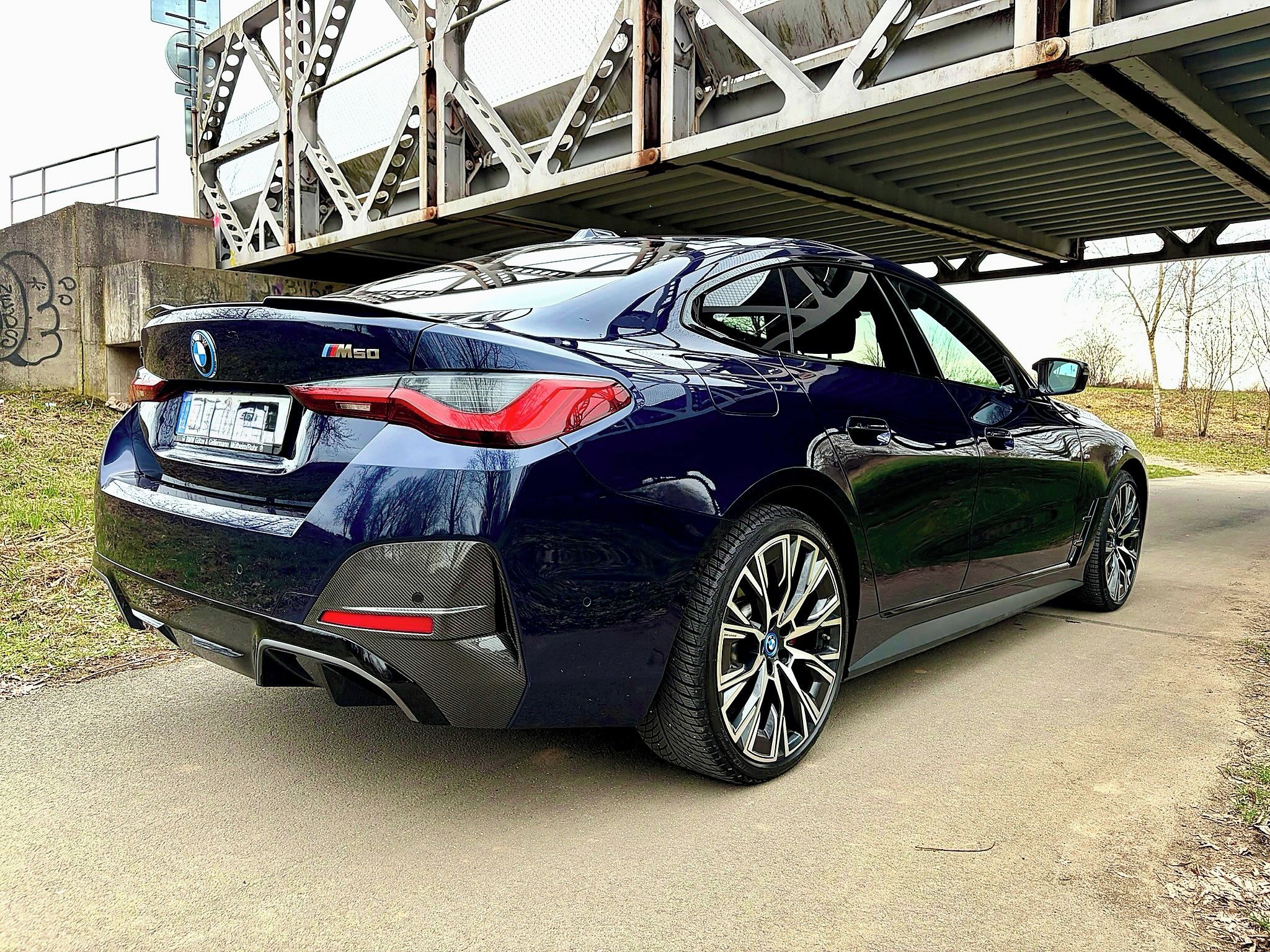 BMW i4, M50 xDrive - fotka 6