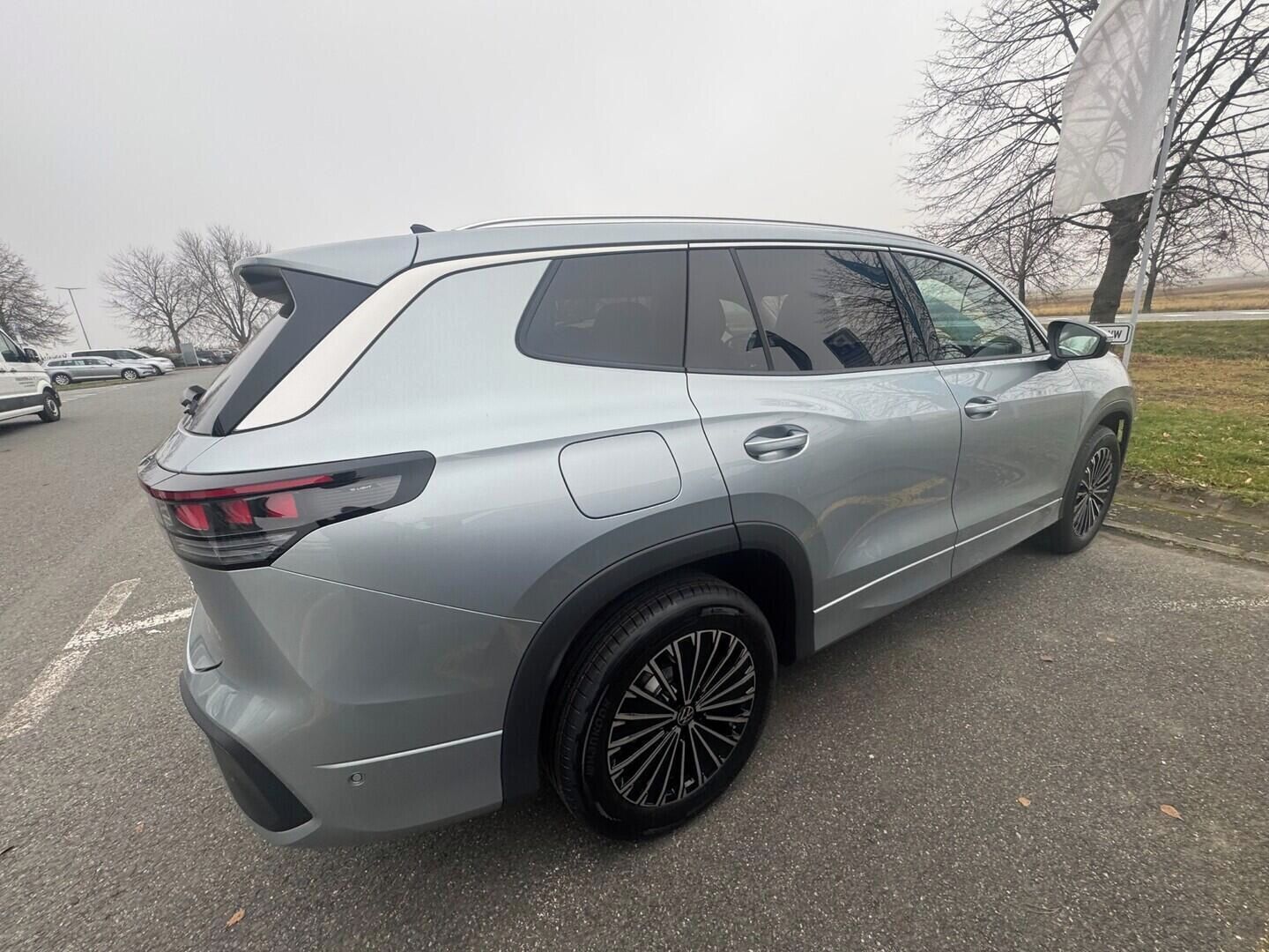 Volkswagen Tayron, People 1,5 eTSI mHEV 110 kW - fotka 4