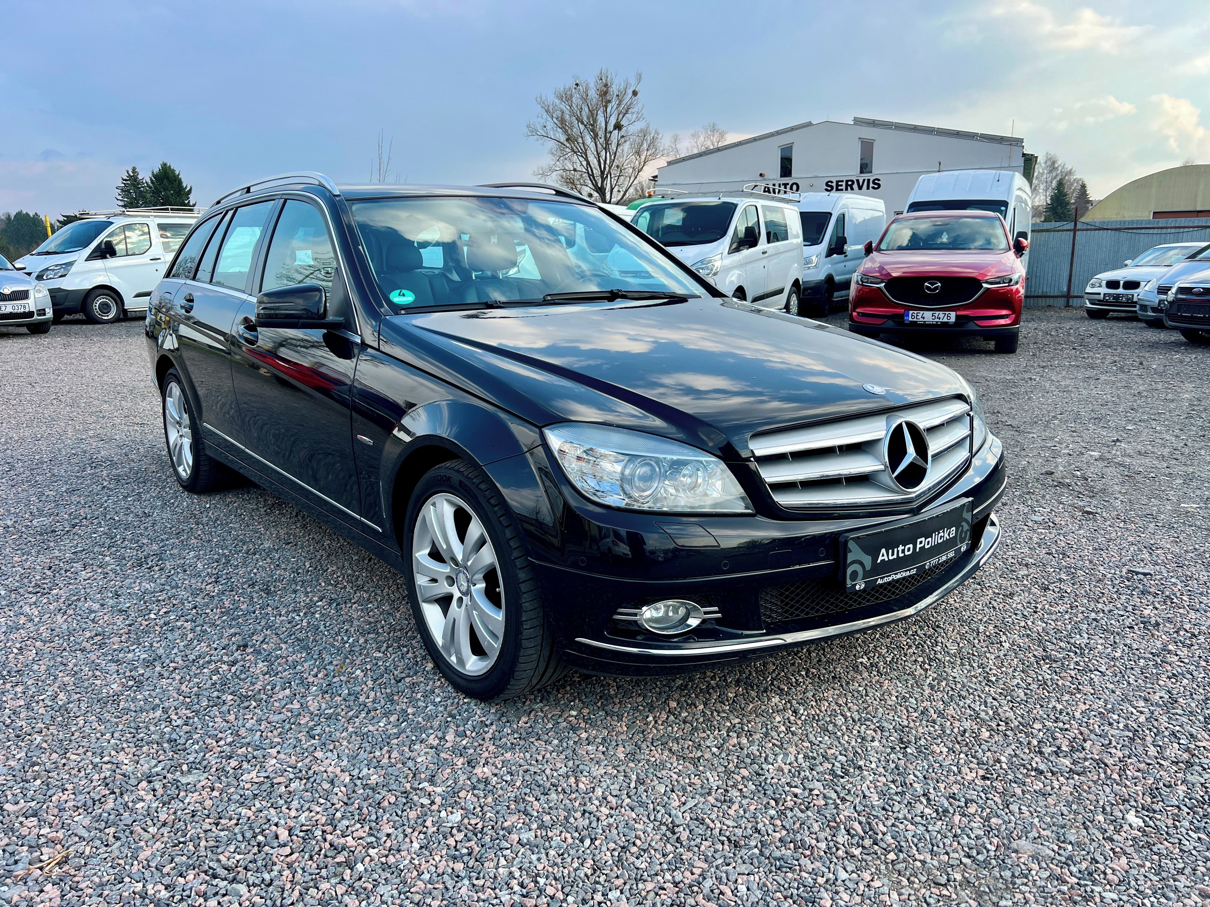 Mercedes-Benz Třídy C, 200 CDi 100 kW Aut.,Xenon,Navi - fotka 4