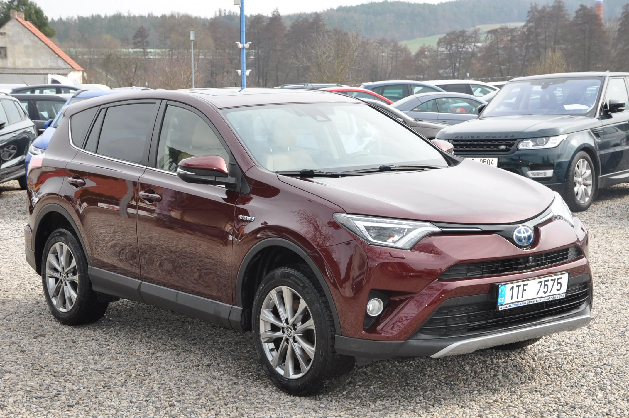 Toyota Rav4, 2.5 Hybrid 4x4 Selection Kůže - fotka 2