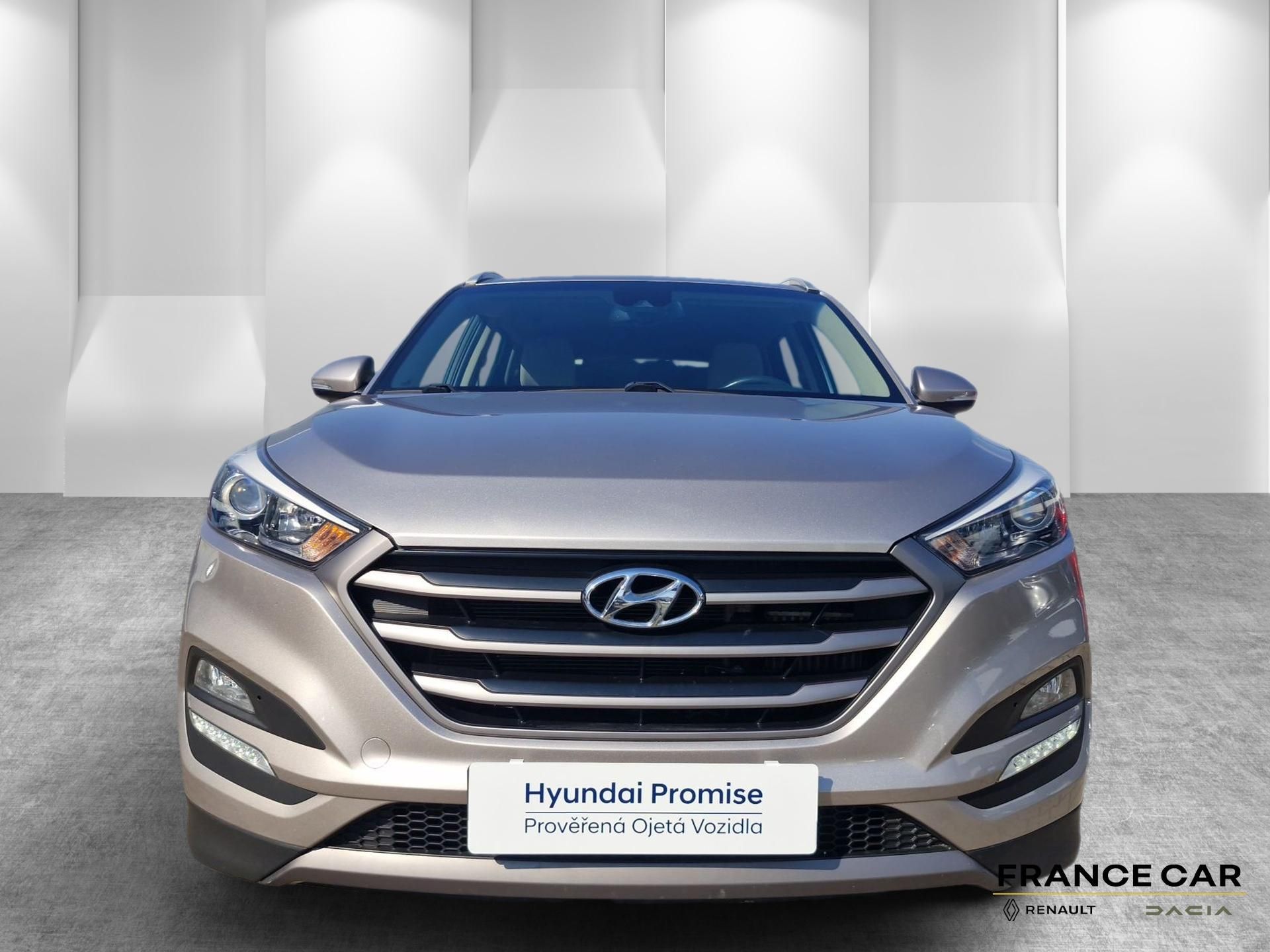 Hyundai Tucson, 1,7 CRDi 85 kW Trikolor ČR - fotka 2