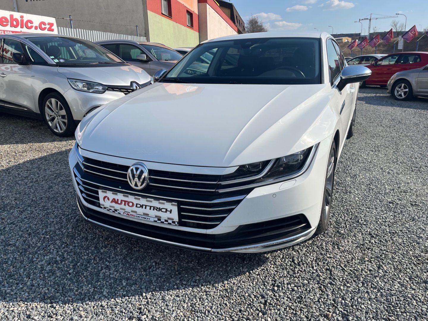 Volkswagen Arteon, 2.0 TDi ELEGANCE 4X4 - fotka 2