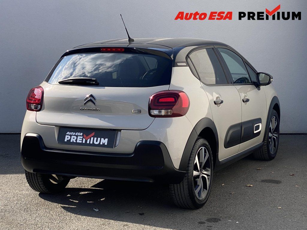 Citroën C3, 1.2 PT,Shine,LED,navi - fotka 4