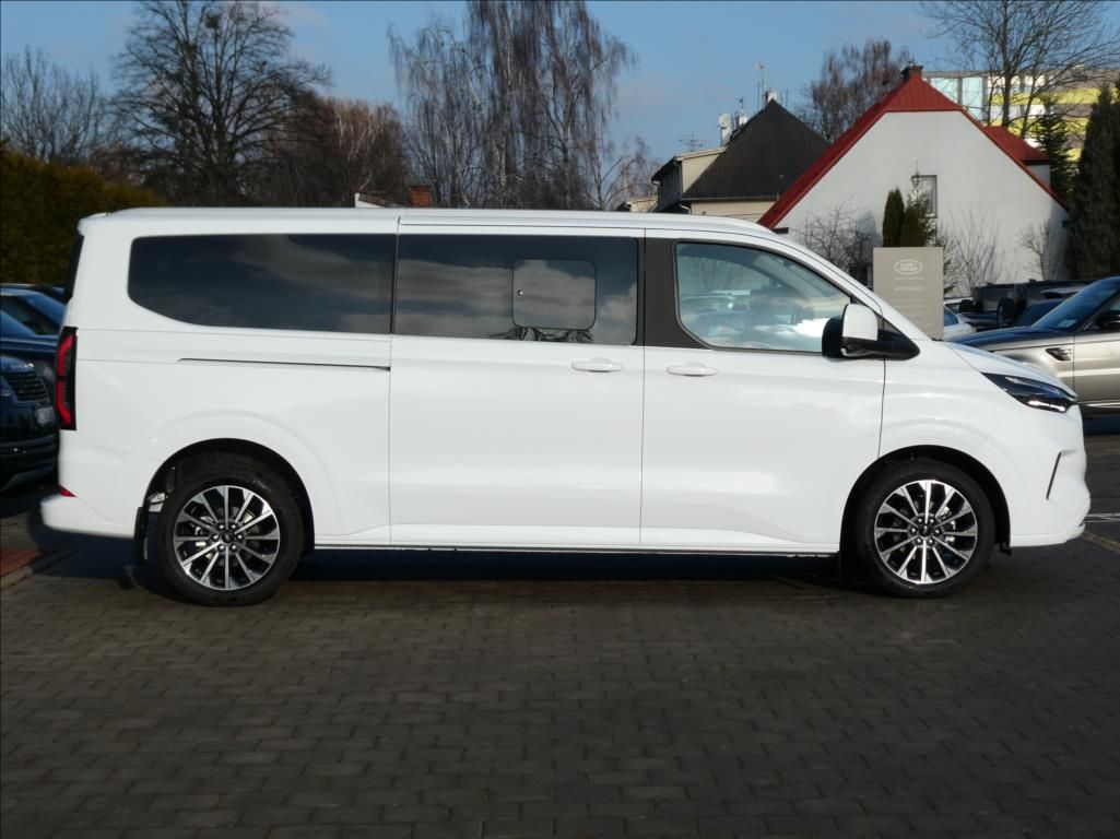 Ford Tourneo Custom, 2,0 L2,TITANIUM X,8Míst,AWD - fotka 6