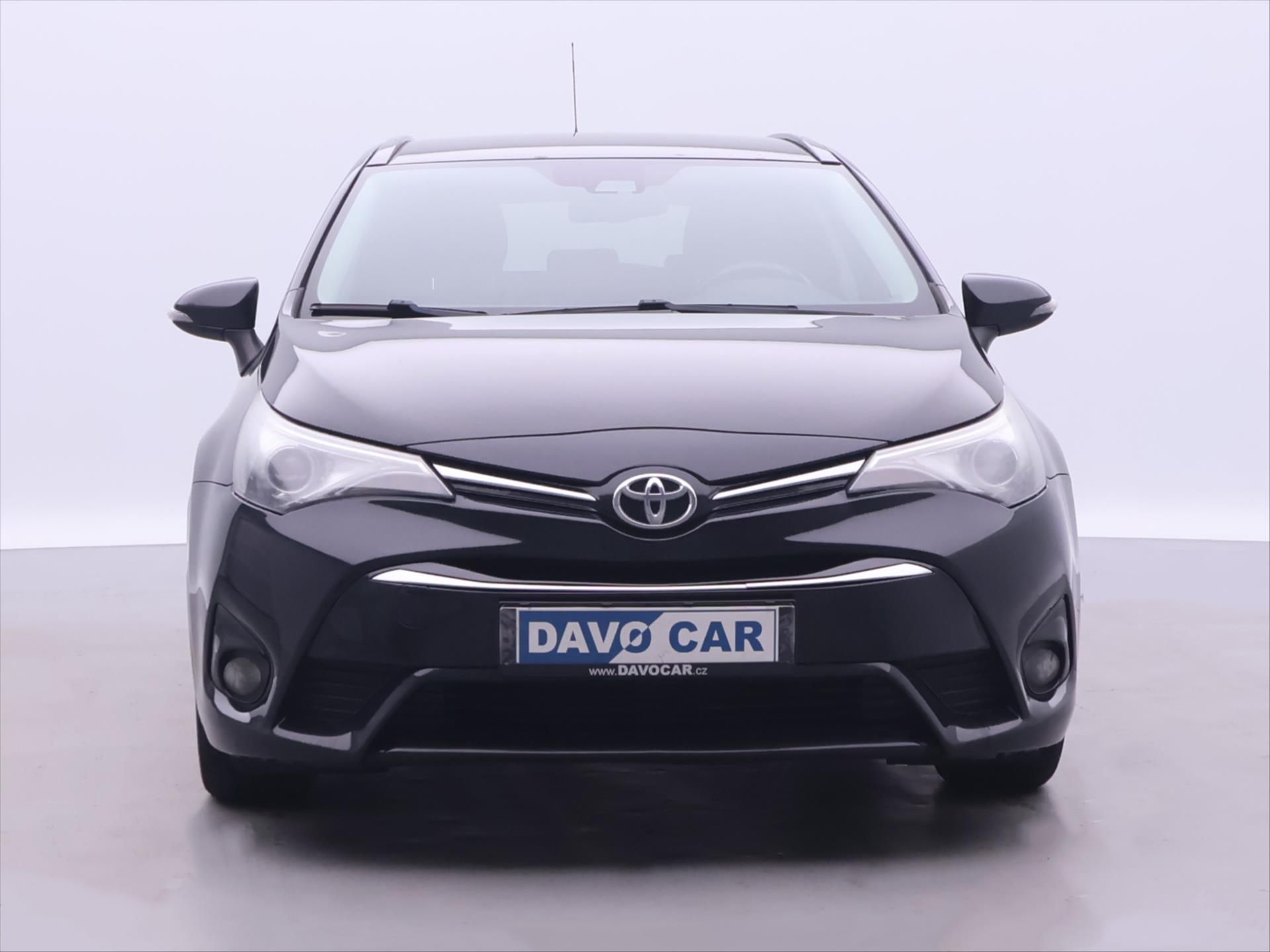 Toyota Avensis, 2,0 D-4D 105kW Navi LED Tempo - fotka 2