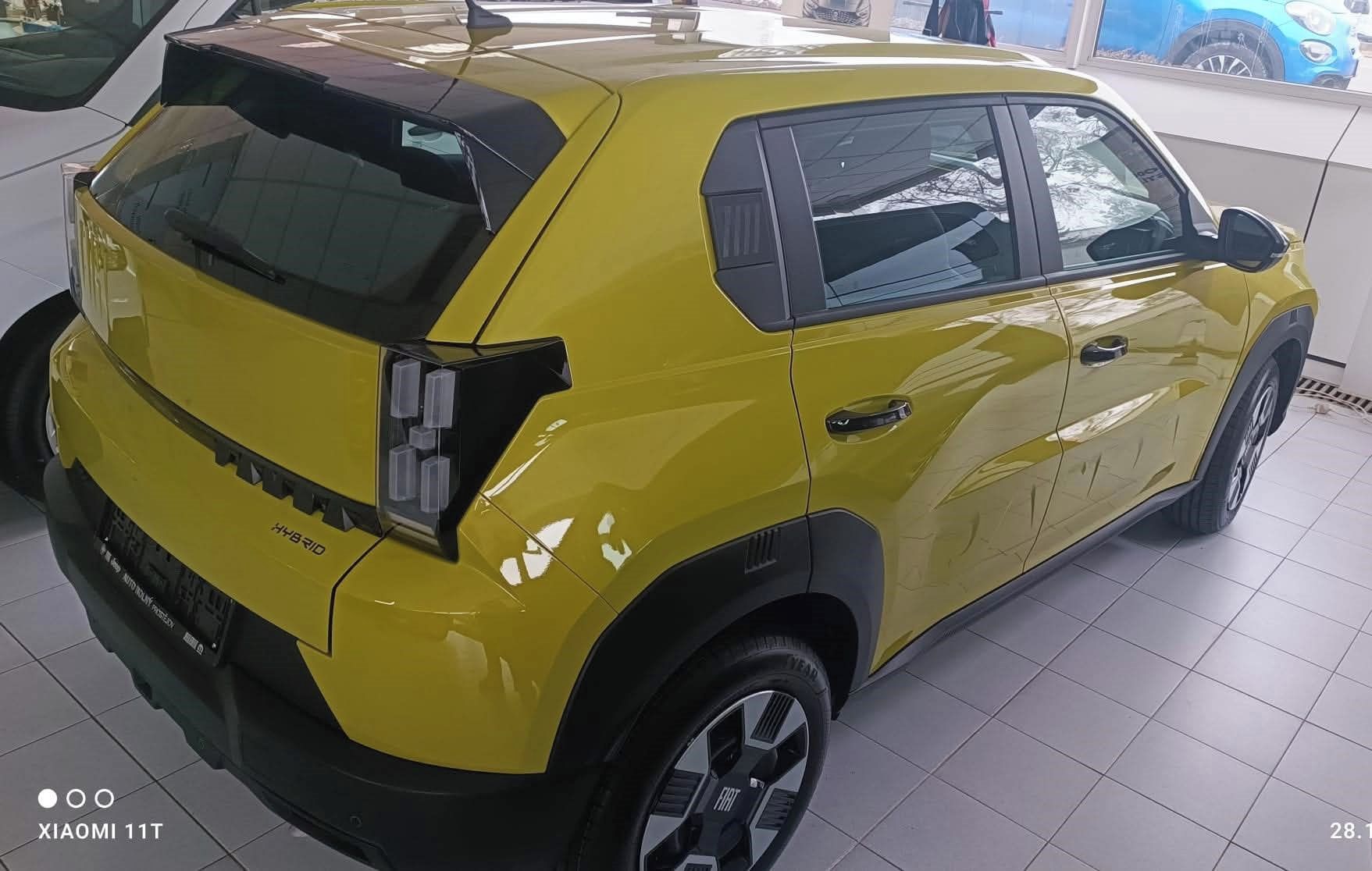 Fiat Grande Panda, ICON 1.2 TurboHybrid 110k eDC6 - fotka 2