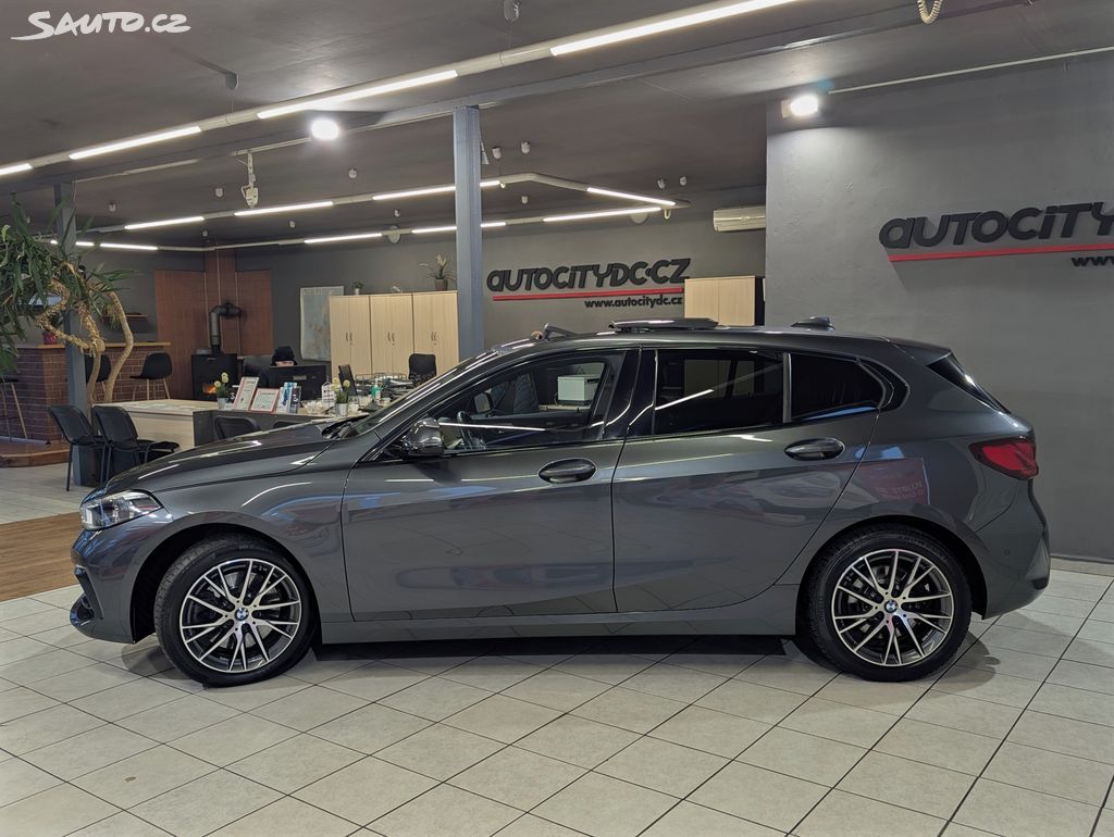 BMW Řada 1, 120d xDrive A/T Sport Line DPH - fotka 4