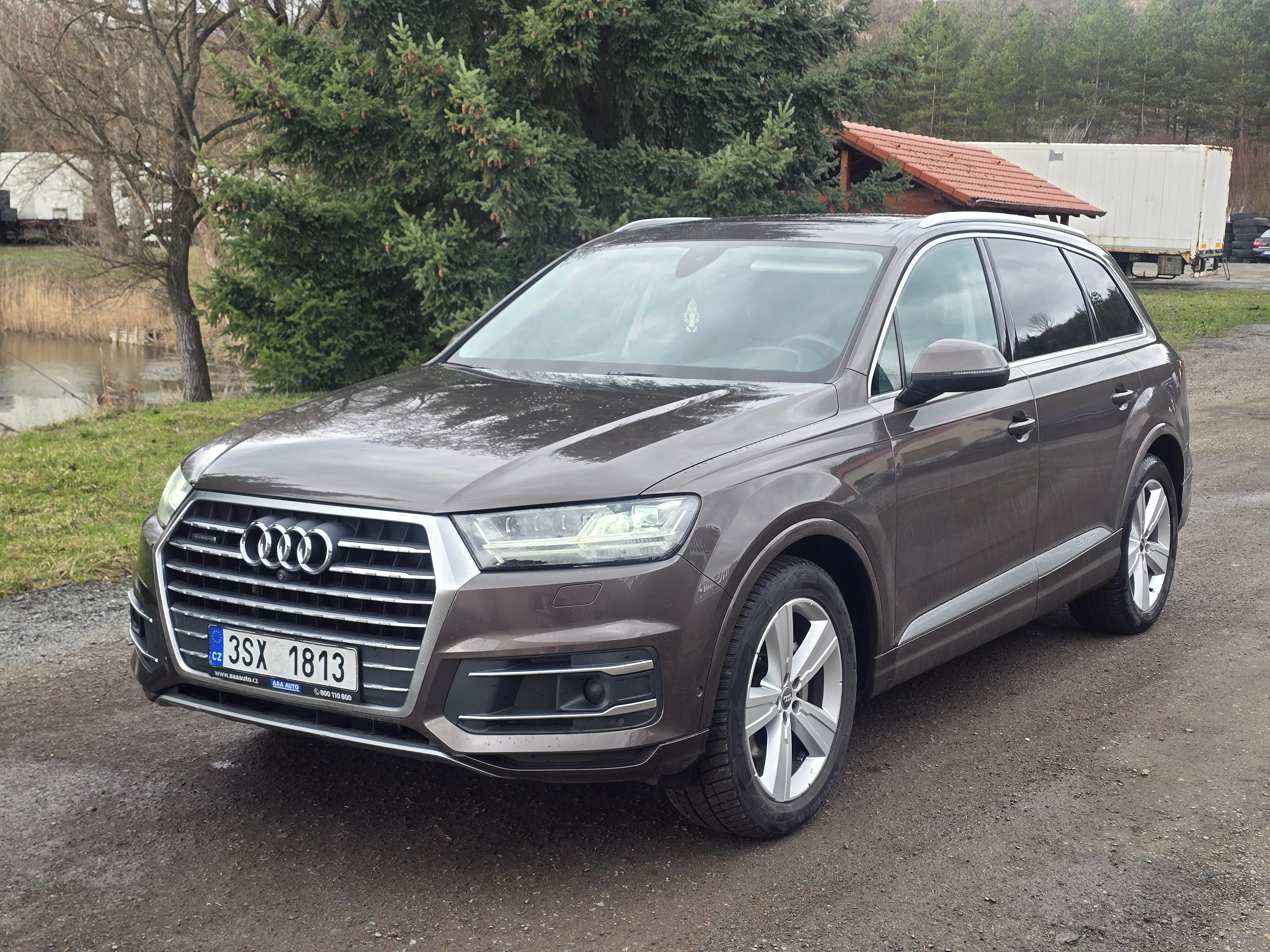 Audi Q7 - fotka 2