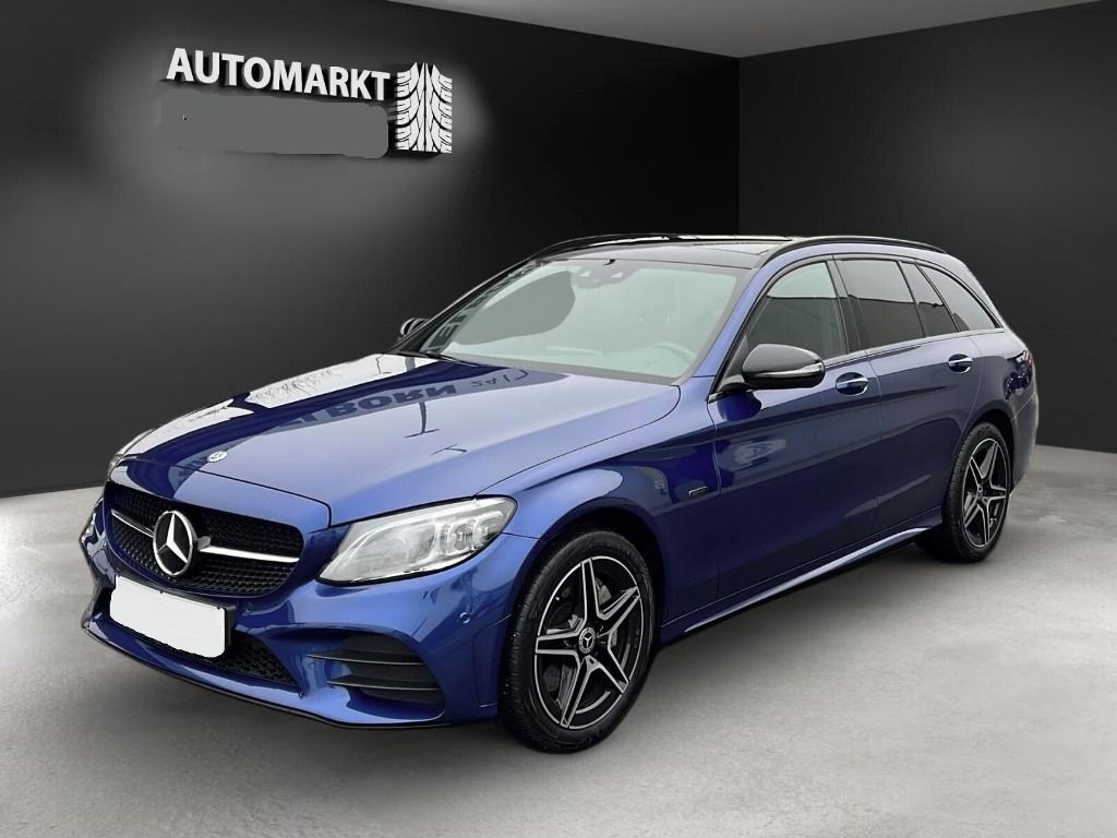 Mercedes-Benz Třídy C, 300 T e AMG Night Edition*Navi