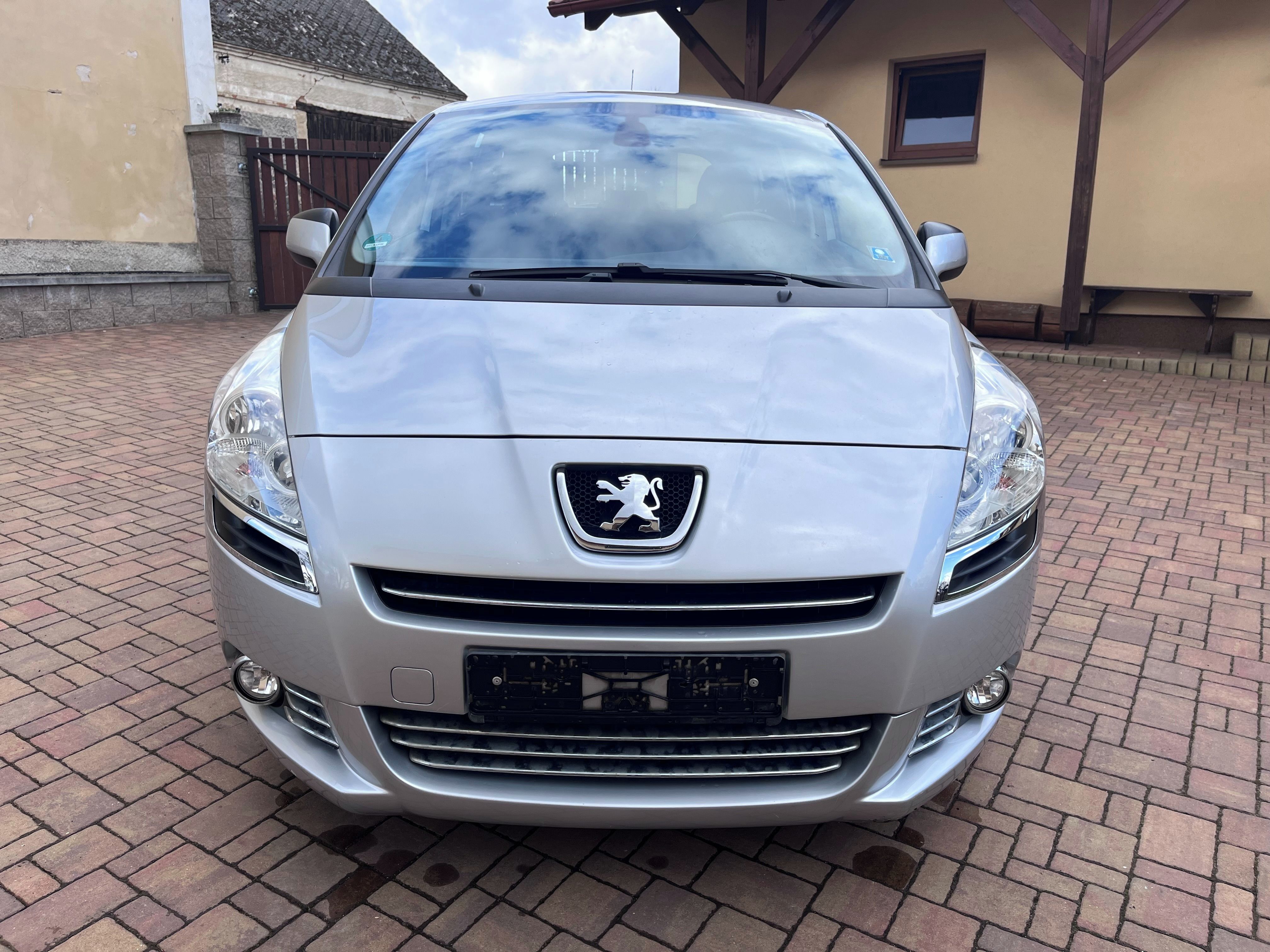 Peugeot 5008, 1.6 HDI 110PS SERVISKA - fotka 6