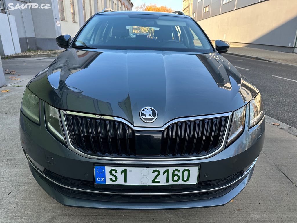 Škoda Octavia, Combi 2,0 TDI Style/ odp.dph - fotka 3