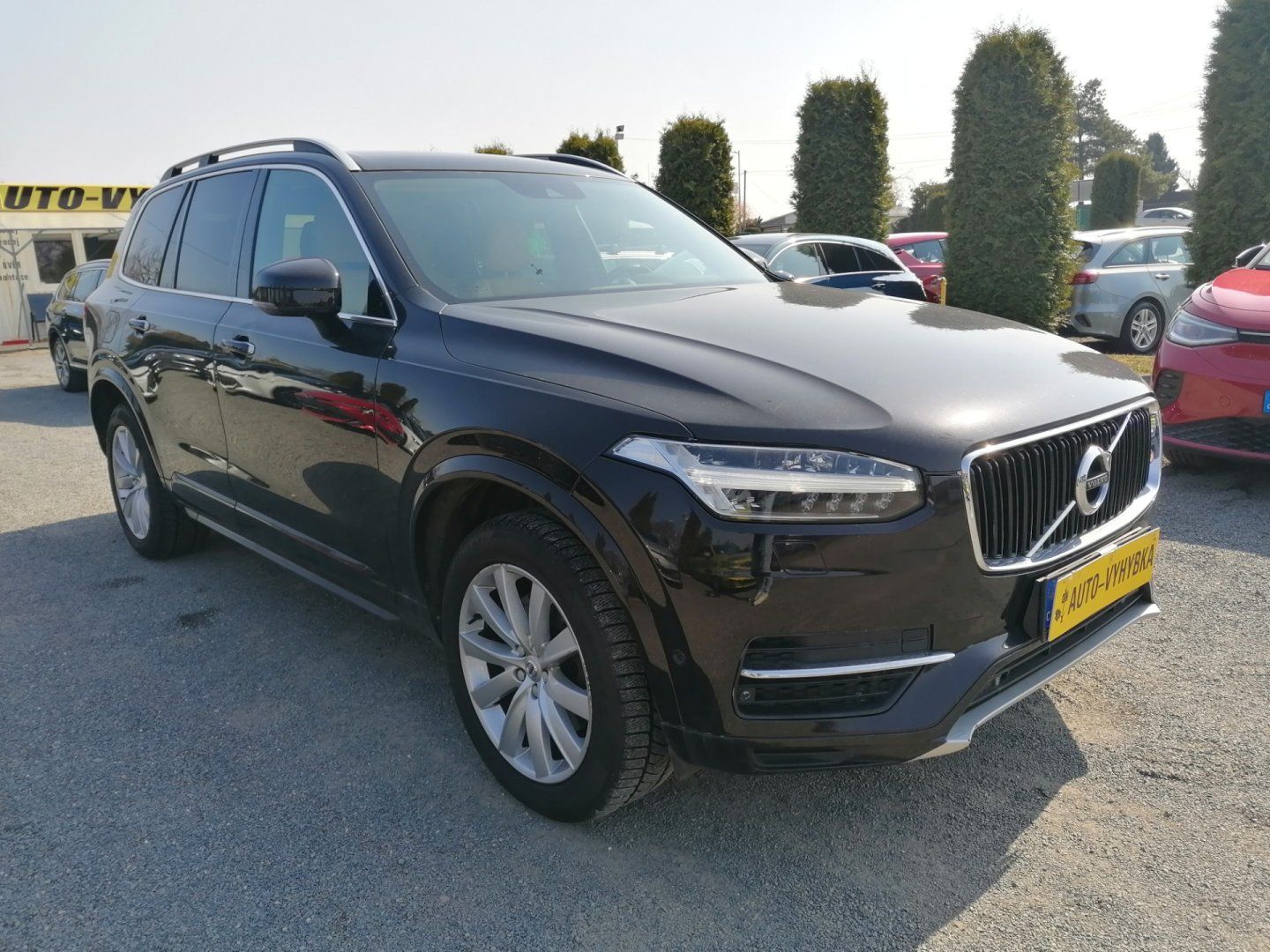 Volvo XC90, D5 AWD 7-míst Bowers & Wilkins - fotka 3