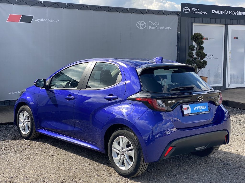 Toyota Yaris, 1.5HEV, ČR-1m, Comfort, DPH - fotka 4