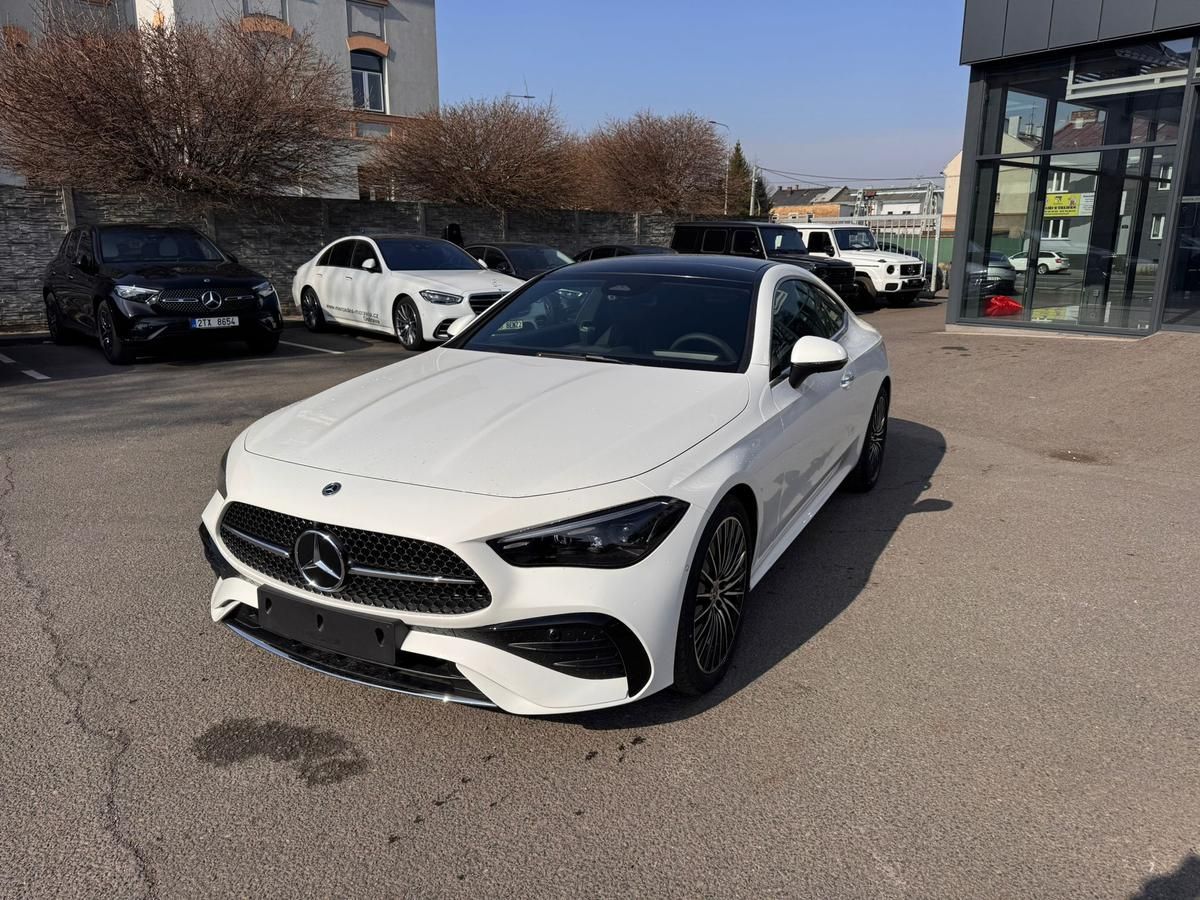 Mercedes-Benz CLE, 300 4MATIC kupé - fotka 3