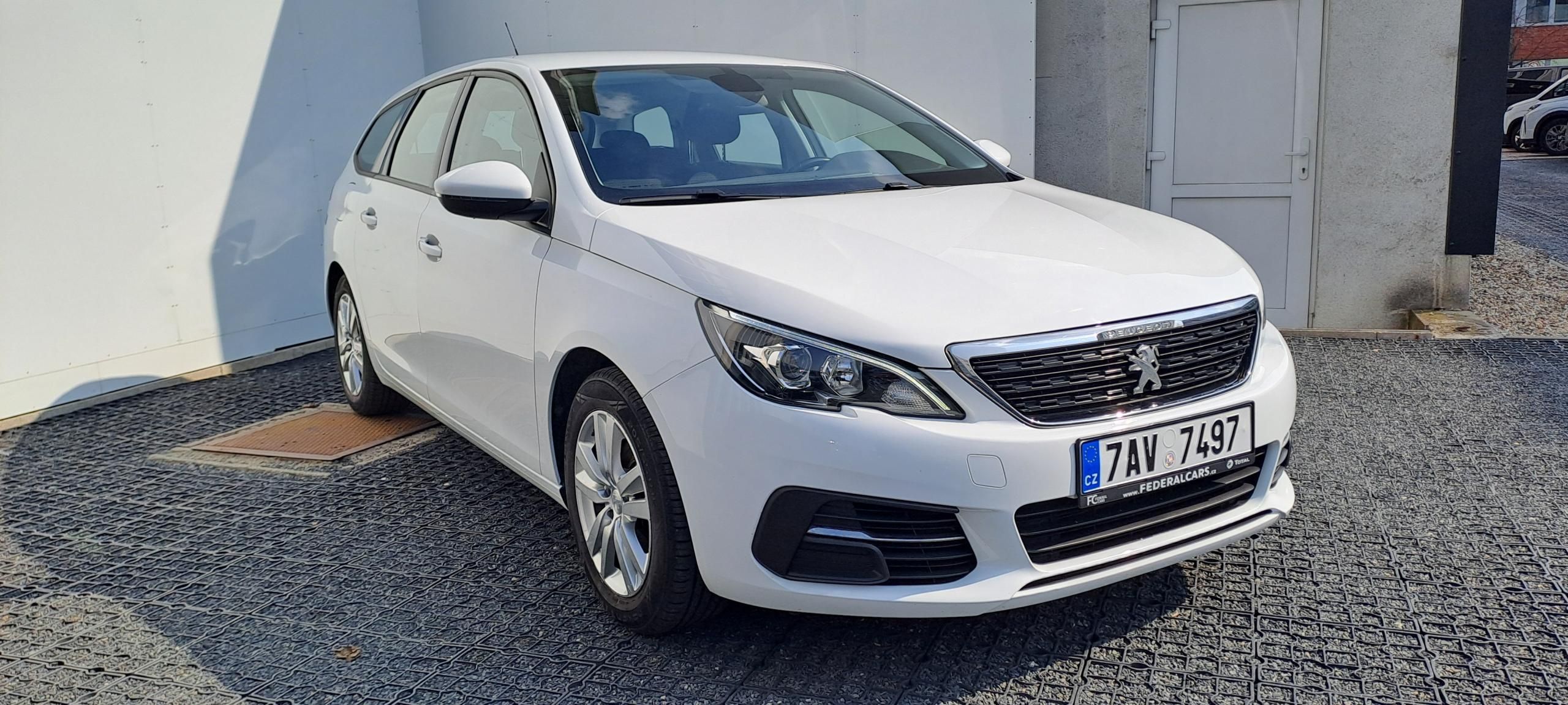 Peugeot 308, SW ACTIVE 1.2 PureTech 110 MAN - fotka 3