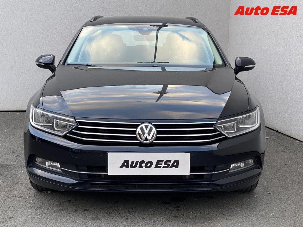 Volkswagen Passat, 2.0 TDi,Comfortline,DSG - fotka 2