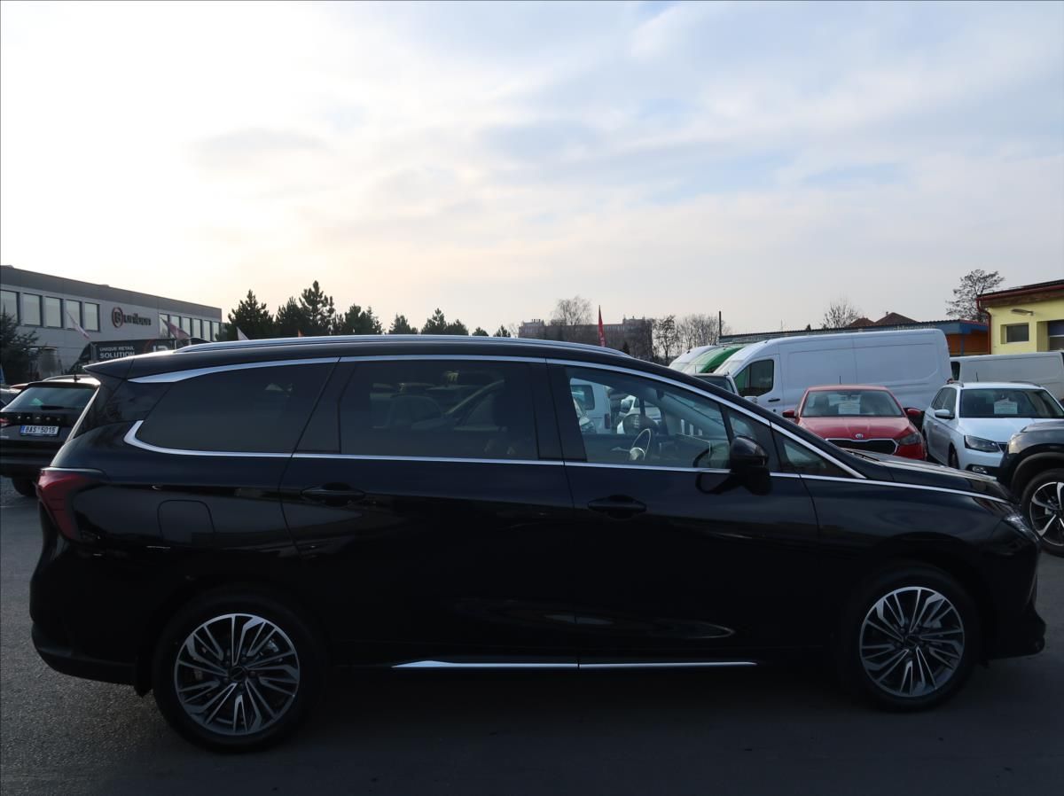 Dongfeng U-Tour, 1,5 T 130 kW ExclusiveFR 7míst - fotka 5