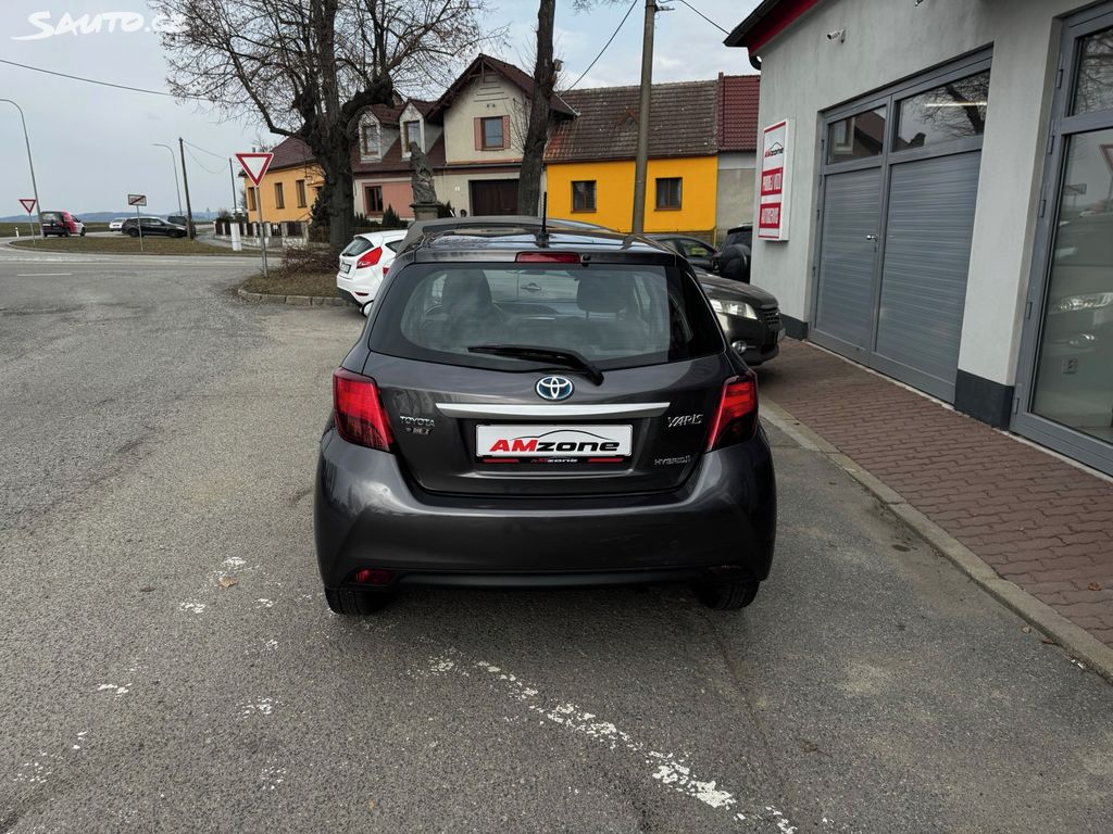 Toyota Yaris, fotka 6