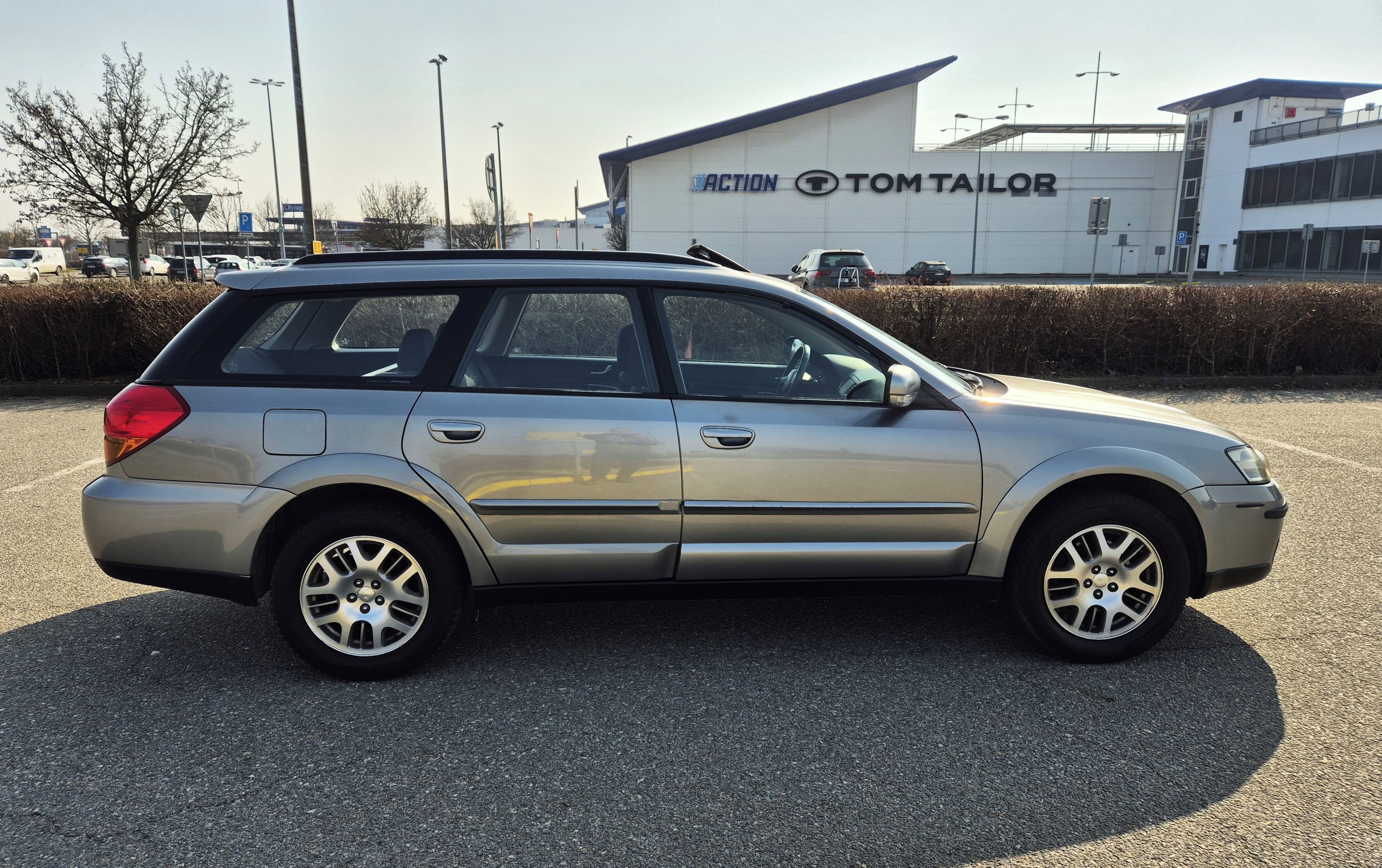 Subaru Legacy, 1 MAJITEL 2.5i LPG MANUÁL 4x4 - fotka 4