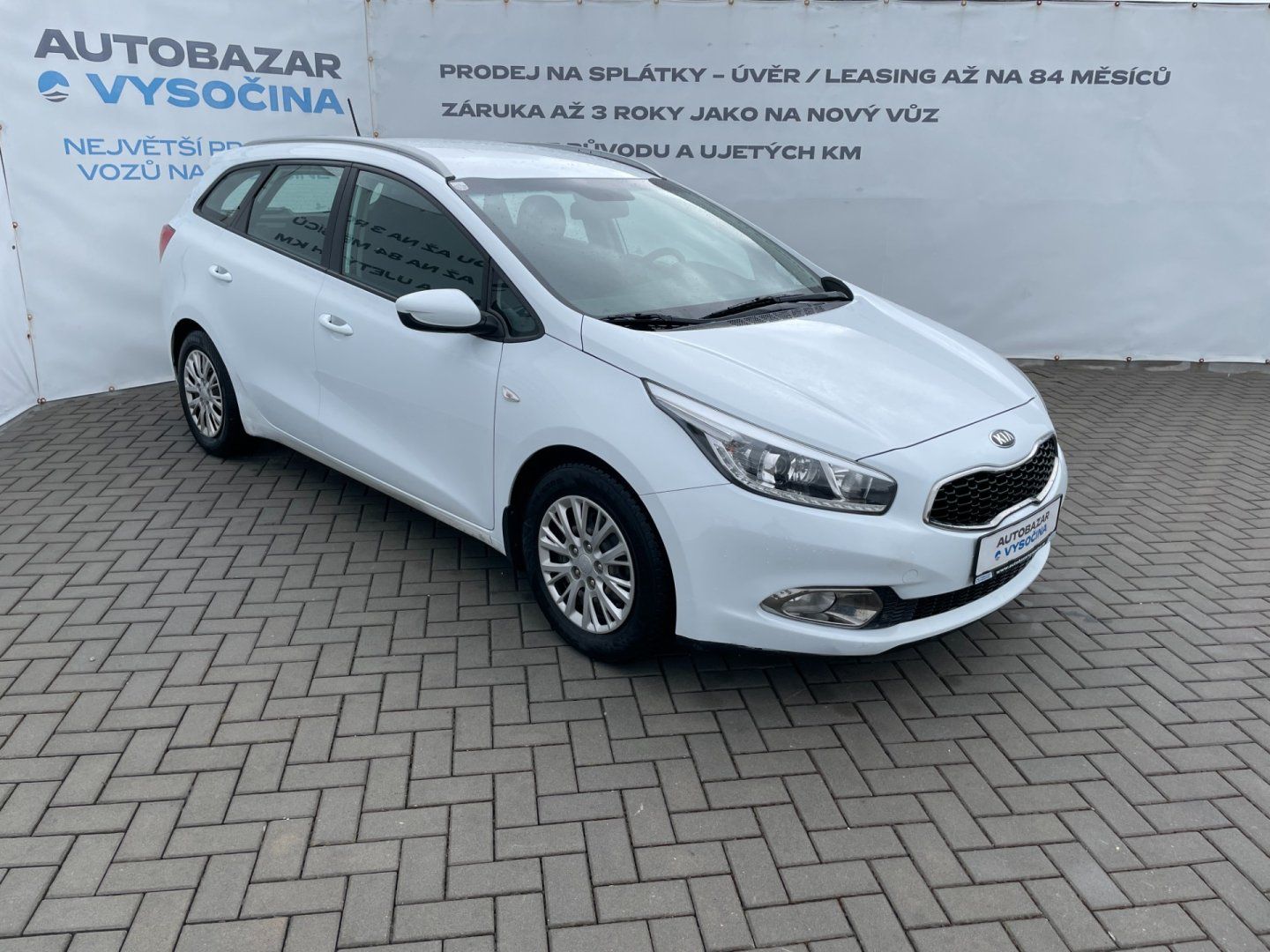 Kia Cee´d, SW 1.4CRDi Climatronic! Navi! - fotka 3
