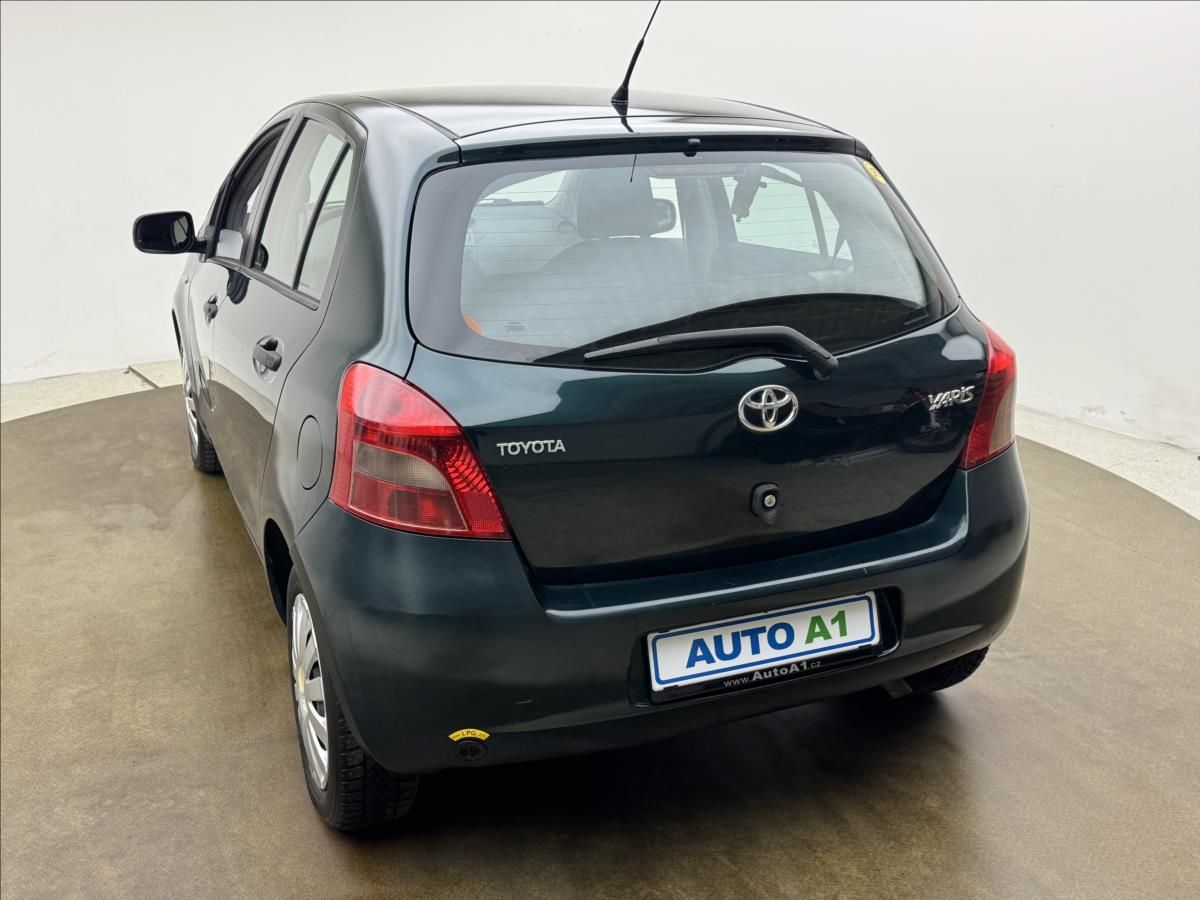 Toyota Yaris, 1,3 64kW KLIMA ČR ZÁNOVNÍ LPG - fotka 6