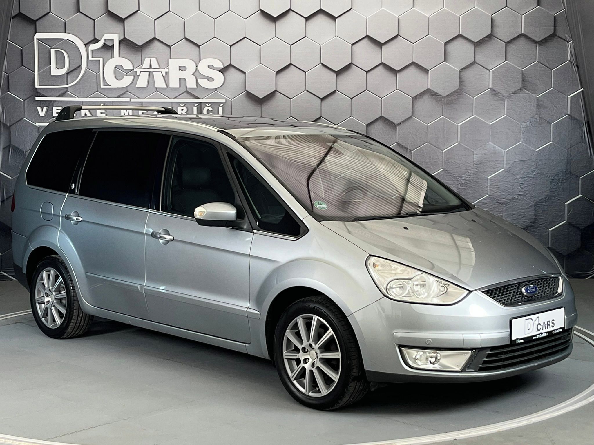 Ford Galaxy, 2,0 TDCi Ghia - fotka 5