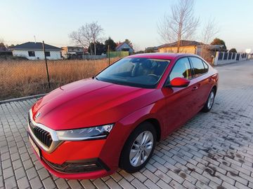 Škoda Octavia 1,5 e-tech