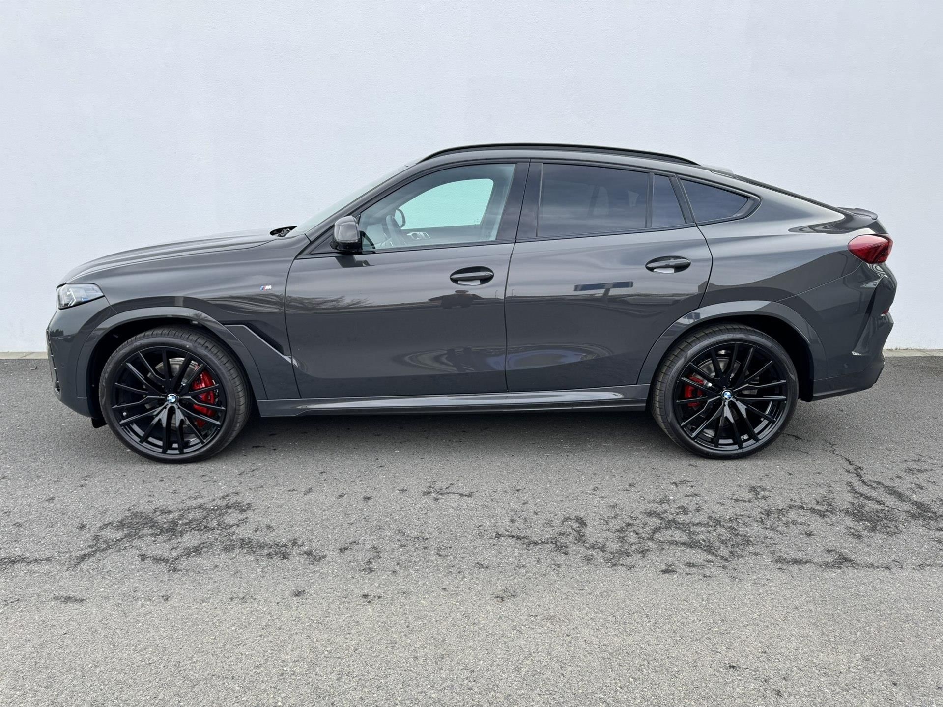 BMW X6, X6 xDrive40d - fotka 3