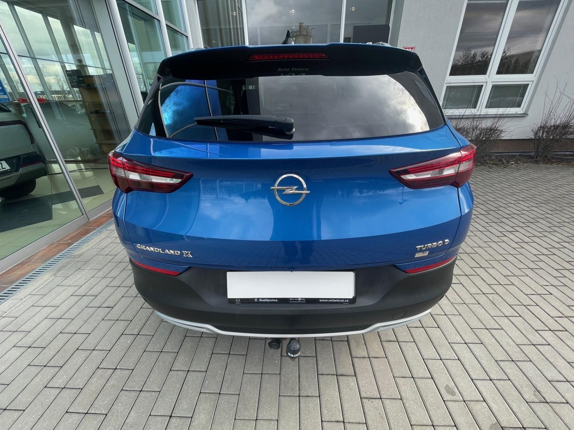 Opel Grandland X, 1.6. CDI 80Kw ČR - fotka 4