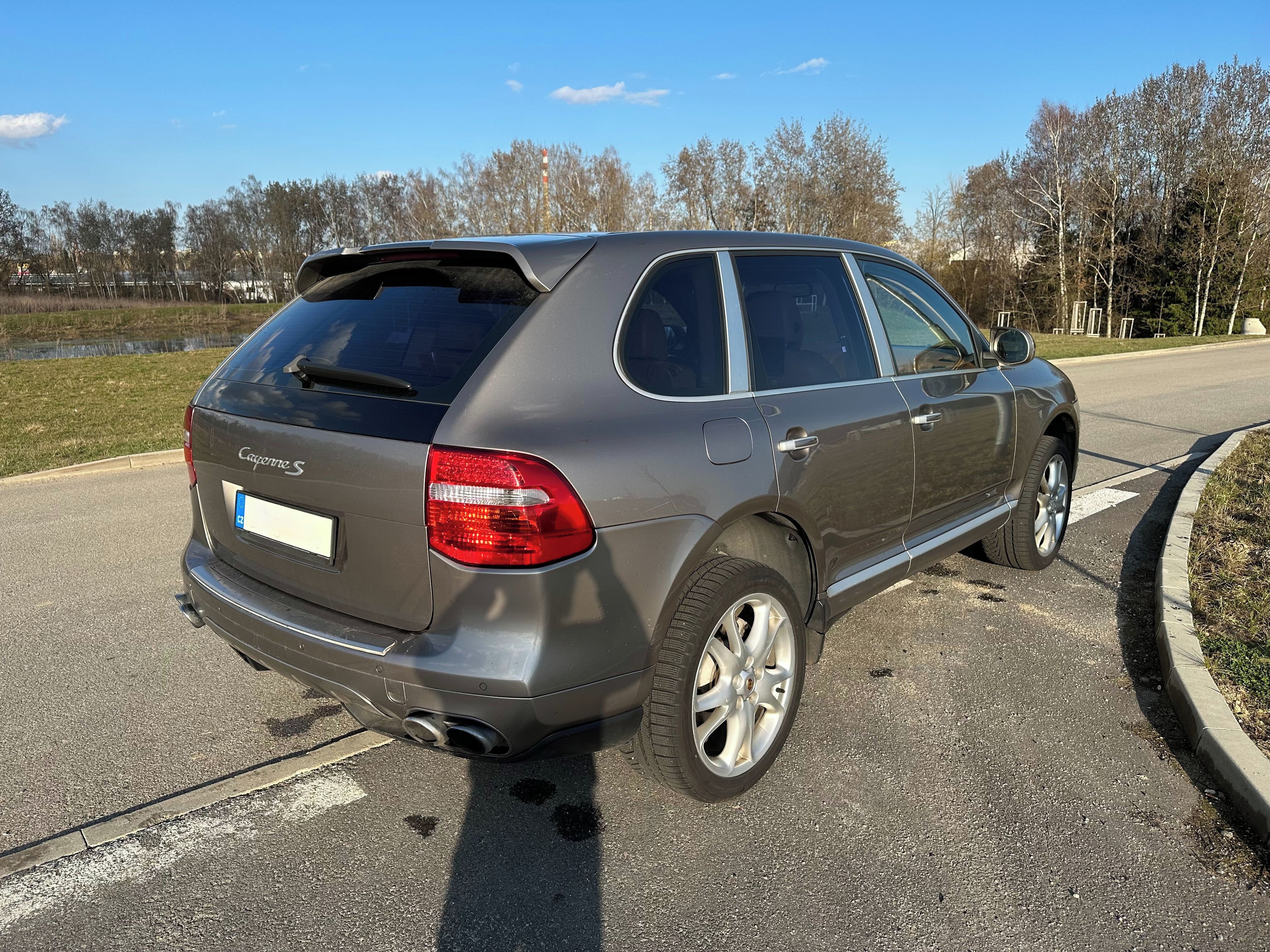 Porsche Cayenne, S 4.8 V8 283kW TOP - fotka 3