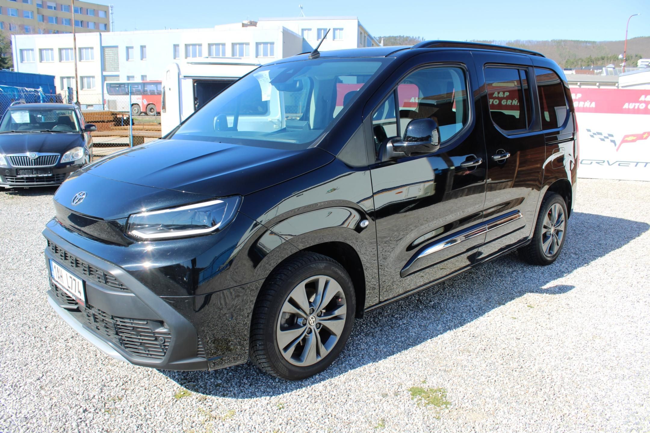 Toyota Proace City Verso, 1,5d 96KW PANORAMA NAVI LED CZ - fotka 3