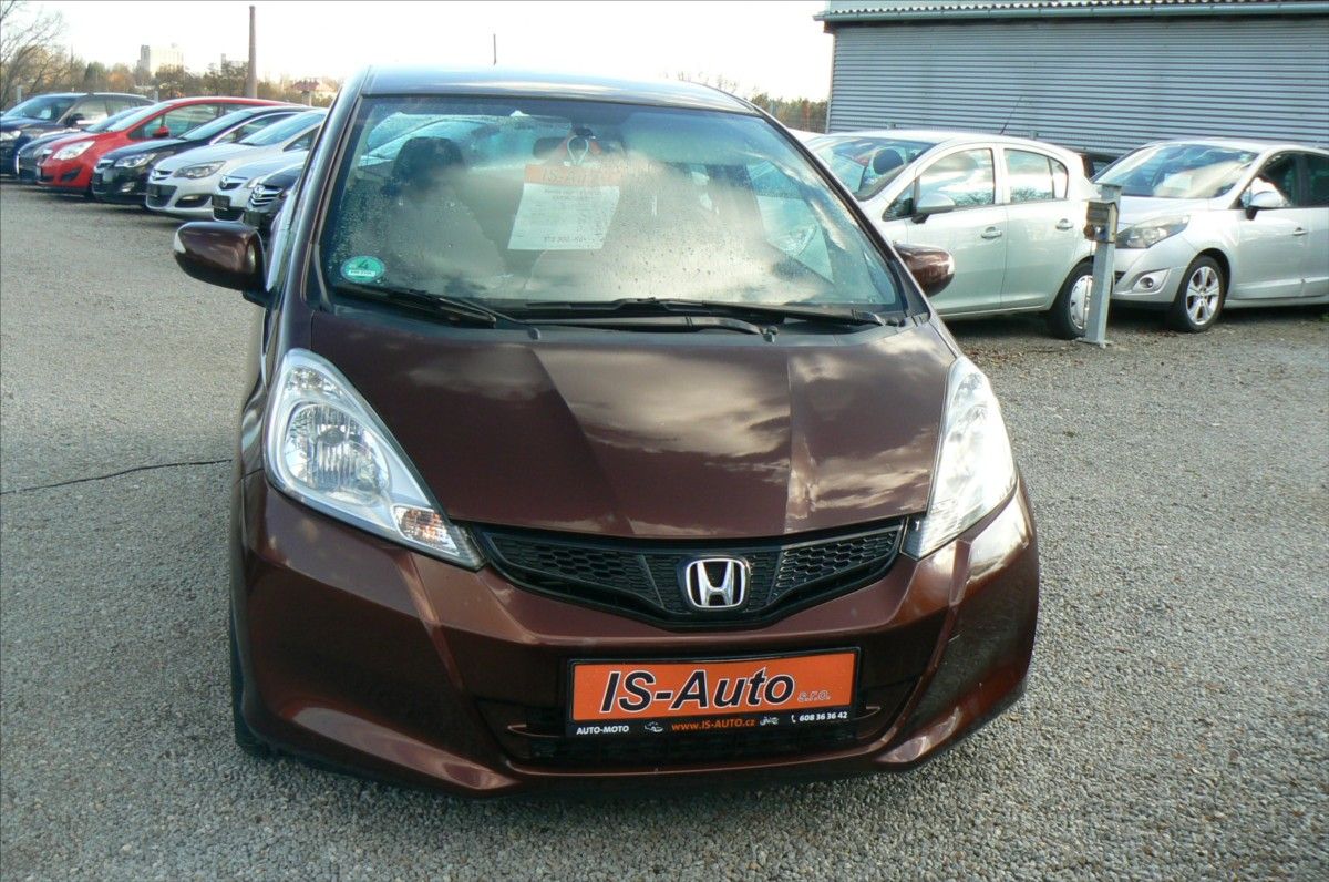 Honda Jazz, 1,4 TREND CVT-AUTOMAT - fotka 3