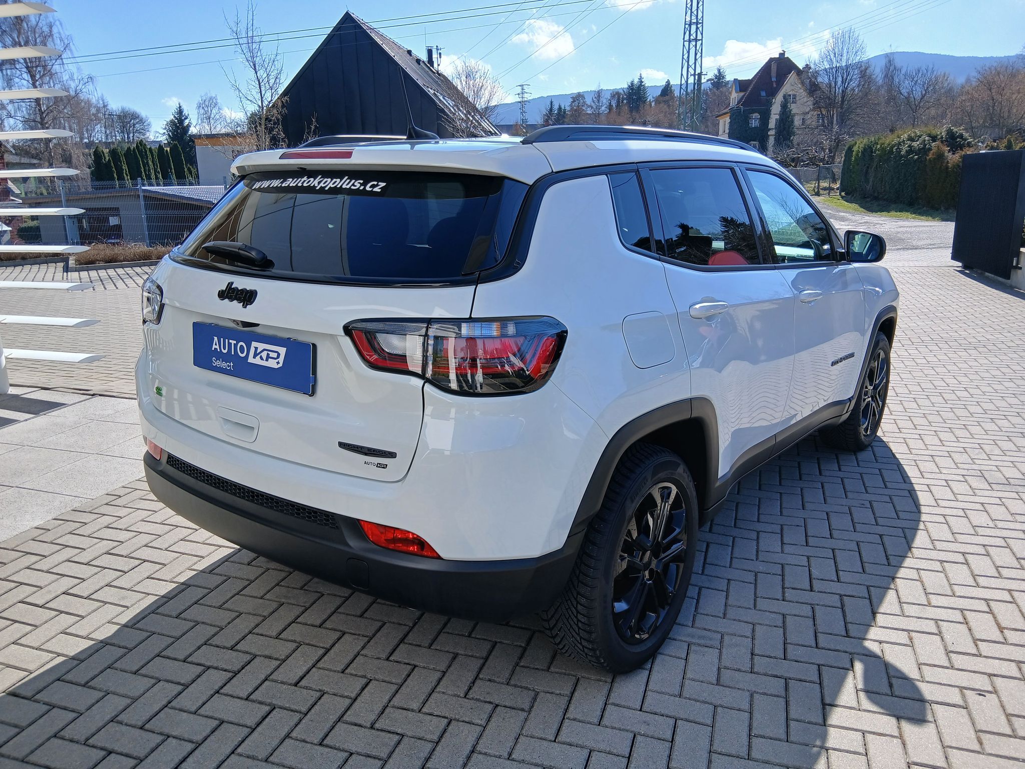 Jeep Compass, 1.5 e-Hybrid DCT Night Eagle - fotka 6