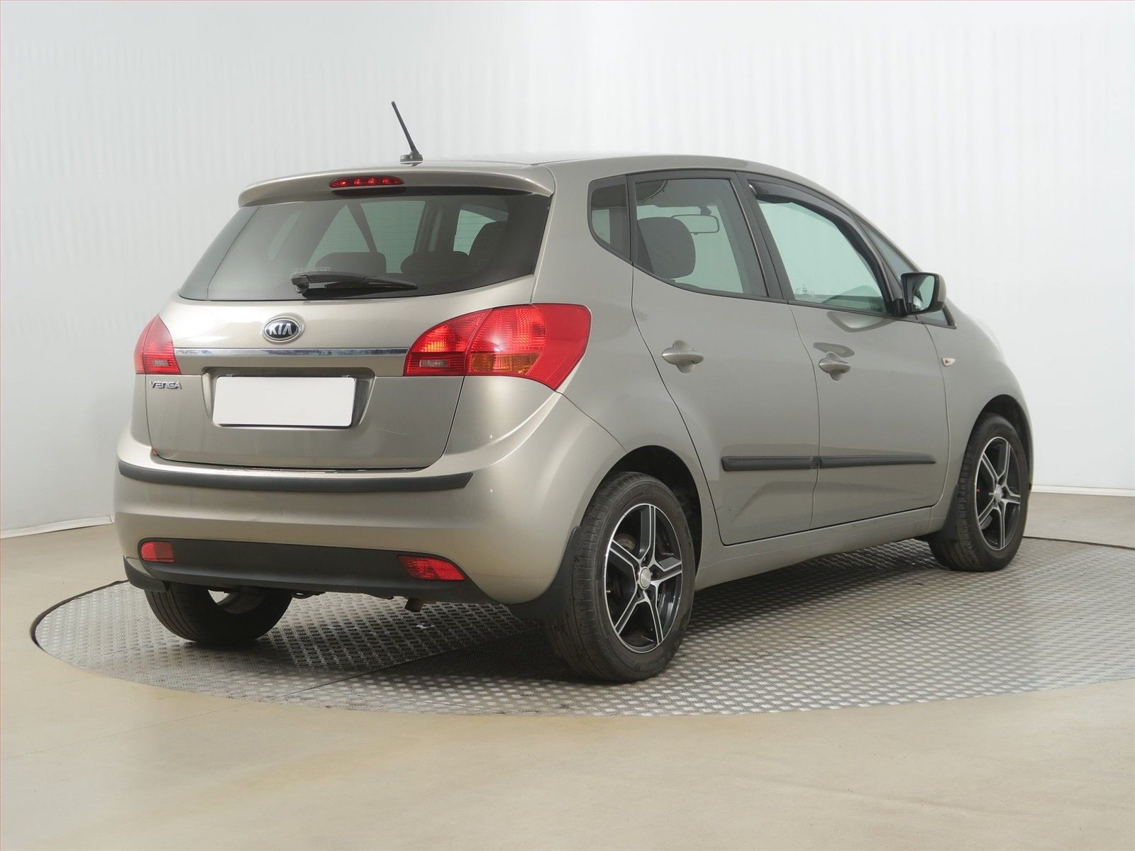 Kia Venga, 1.6 CVVT, NOVÁ CENA - fotka 5