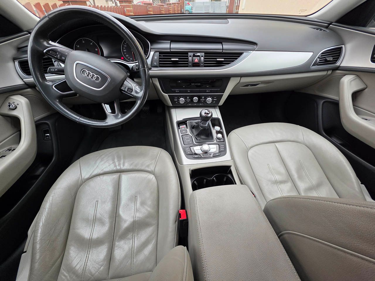 Audi A6 Avant, Audi A6 2.0 servis AUDI - fotka 6