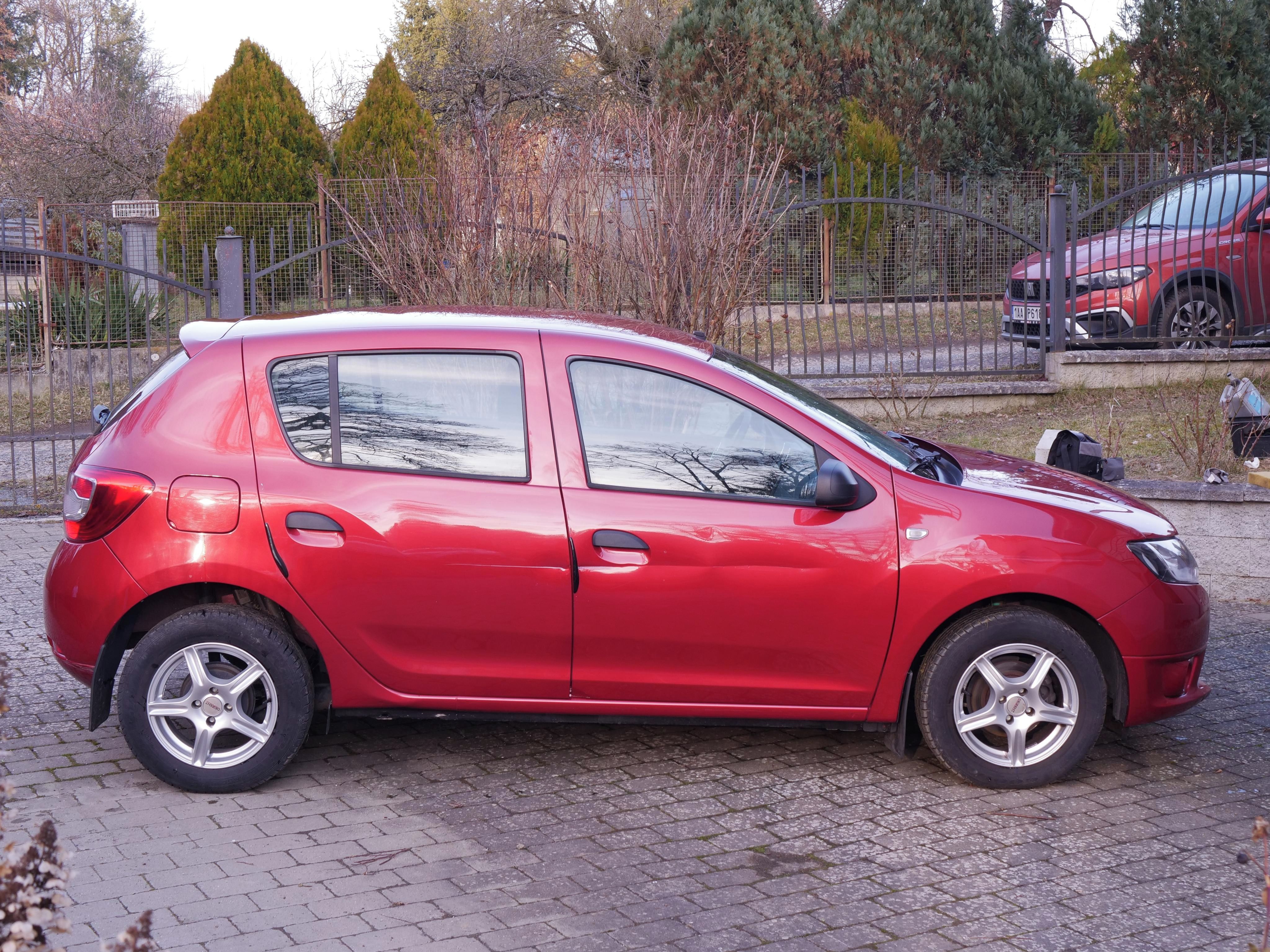 Dacia Sandero, Dacia Sandero 1.2tsi 2015 - fotka 4