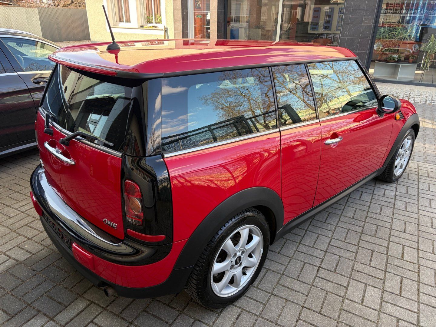 Mini Clubman, 1,4i 70kW, serviska - fotka 6