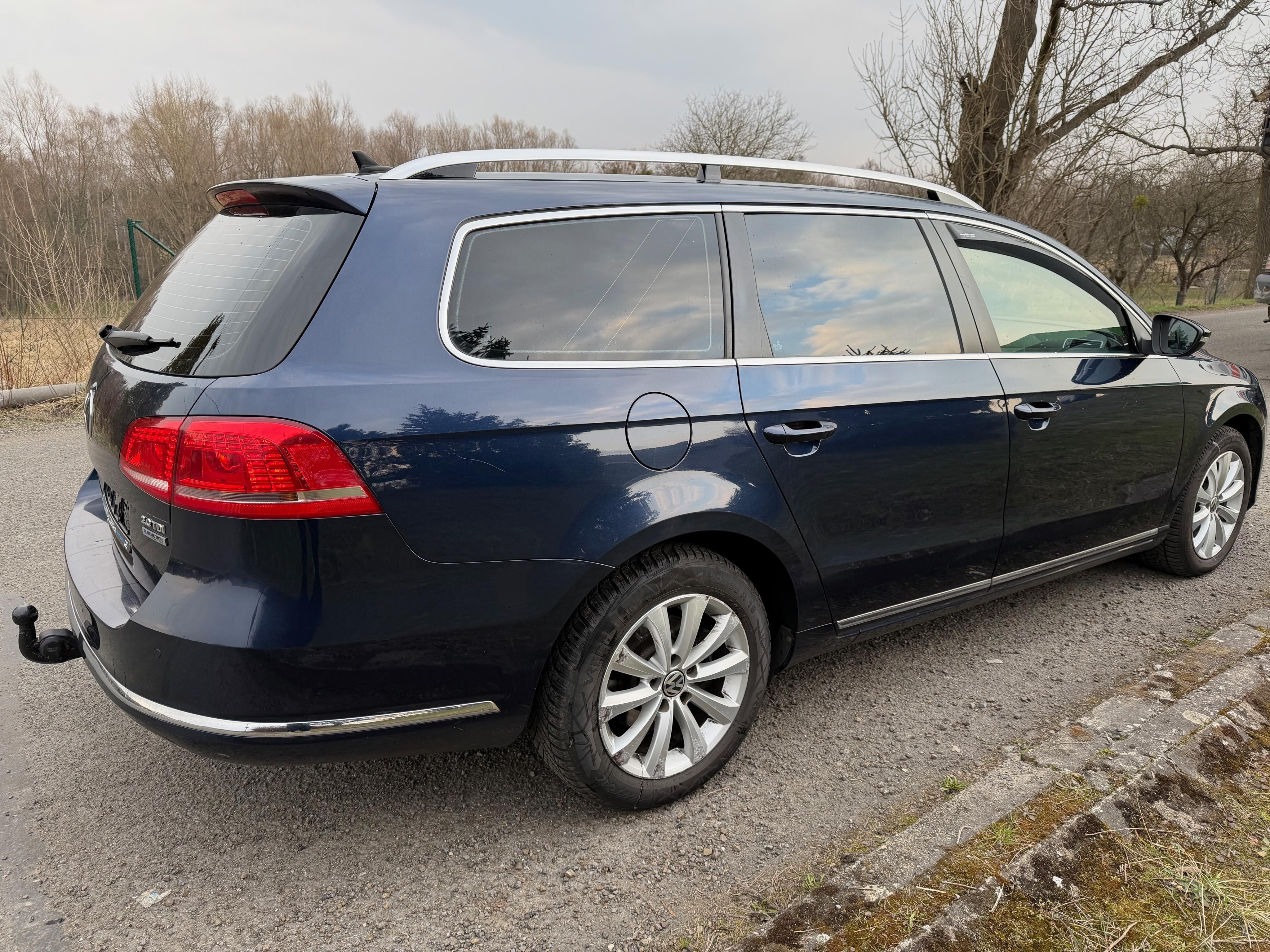 Volkswagen Passat Variant, 2.0TDi-103kw,manuál,navi,tažné - fotka 4