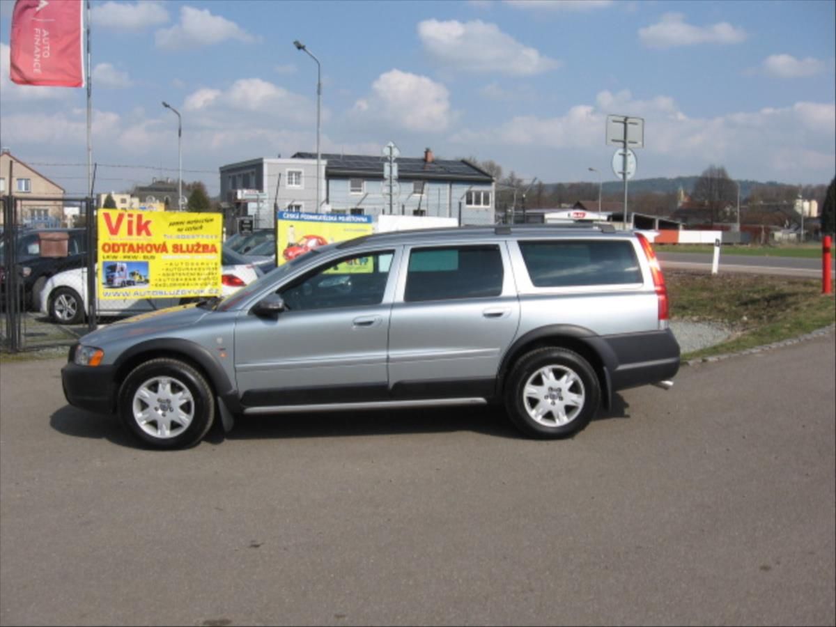 Volvo XC70, 2,4 D5 Automat AWD - fotka 3