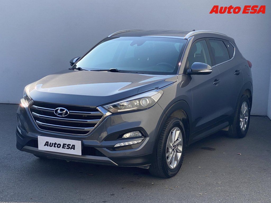 Hyundai Tucson, 1.7 CRDi,Navi - fotka 3