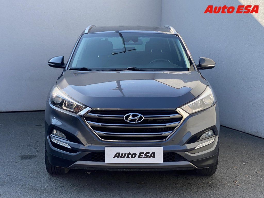 Hyundai Tucson, 1.7 CRDi,Navi - fotka 2