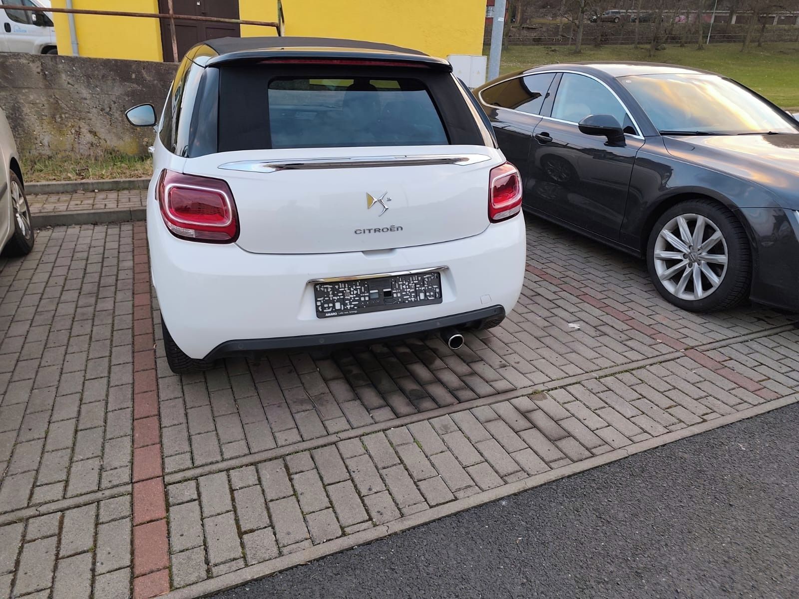 Citroën DS3 Cabrio, DS3 Cabrio SoChic - fotka 2