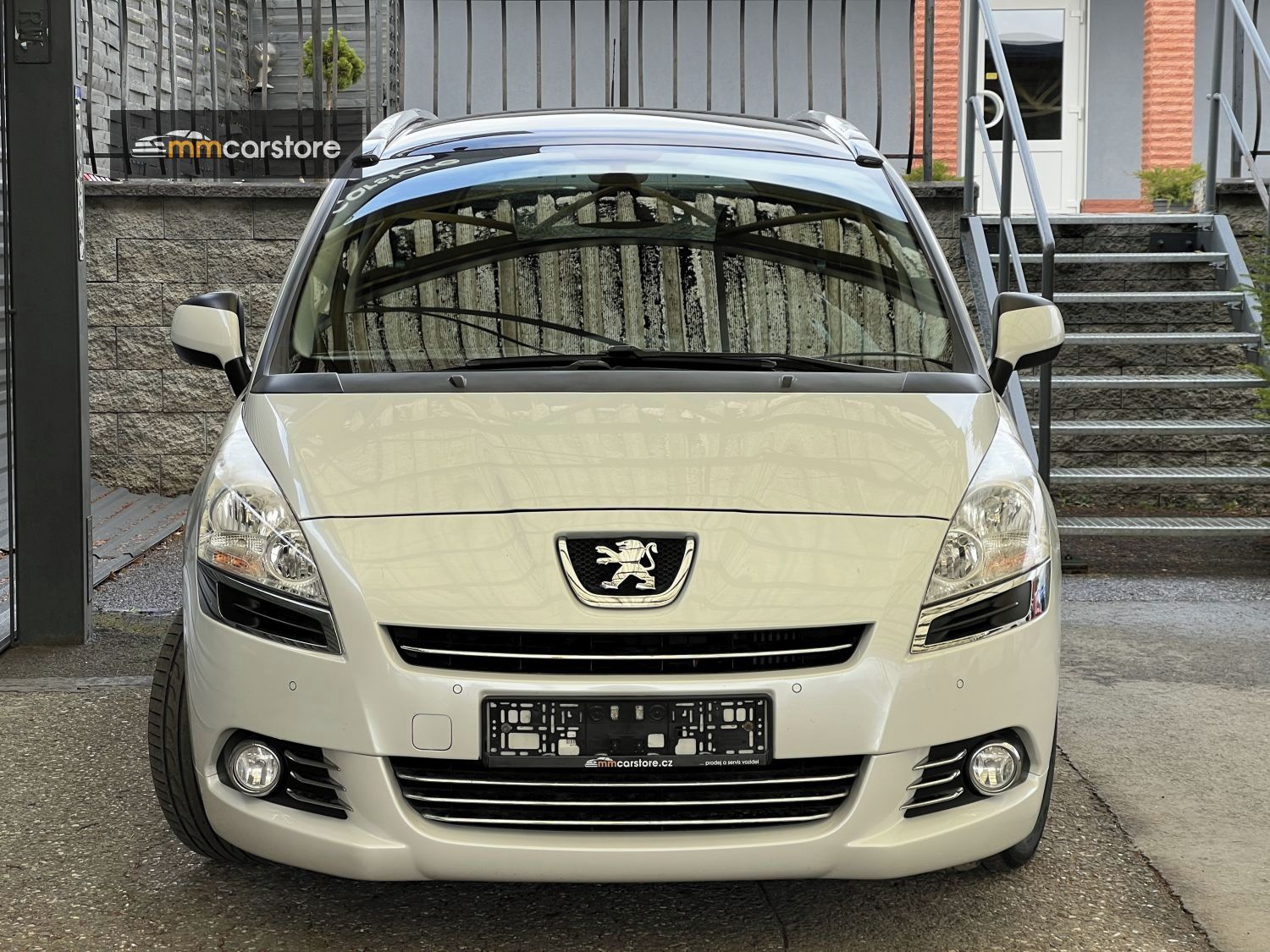Peugeot 5008, 2.0 HDi, HEAD-UP, PANO, NAVI - fotka 2