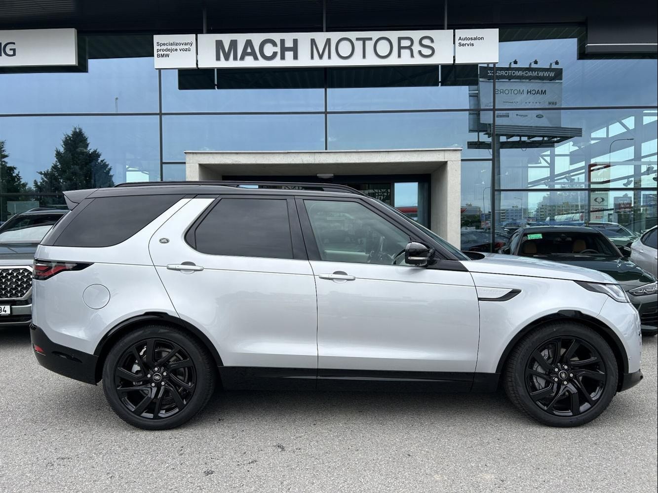 Land Rover Discovery, D300 R-Dynamic SE - fotka 3