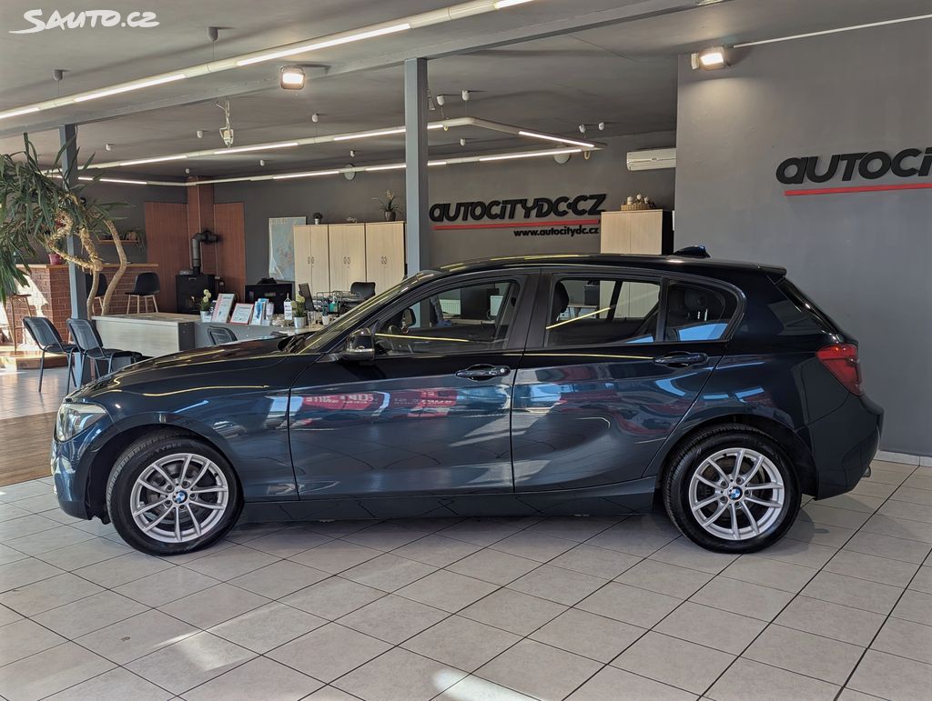 BMW Řada 1, 116 i 100kW VÝHŘEVY, PDC - fotka 6