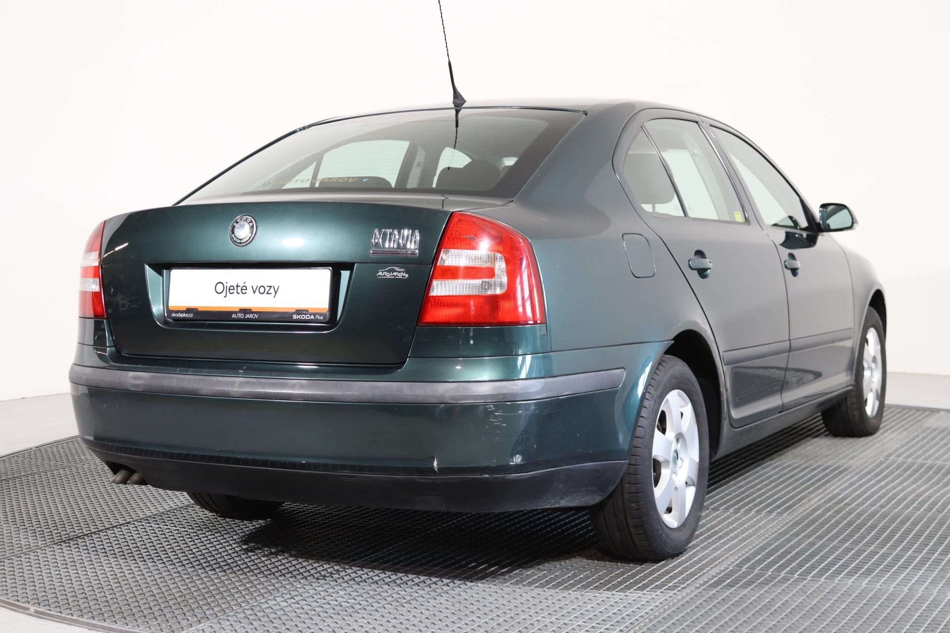 Škoda Octavia, ELEGANCE 1,9 TDI PD 77 kW - fotka 2