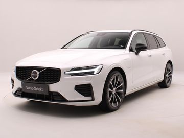 T6 AWD RECHARGE DARK PLUS CZ