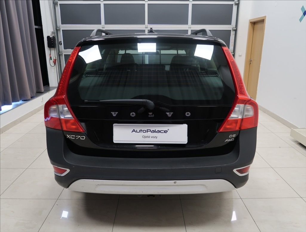 Volvo XC70, 2,4 D NAVIGACE TAŽNÉ NOVÉ V ČR - fotka 6