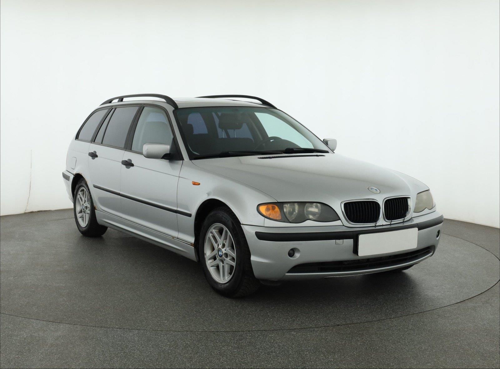 BMW Řada 3, 318 d, po STK, Tažné, Klima