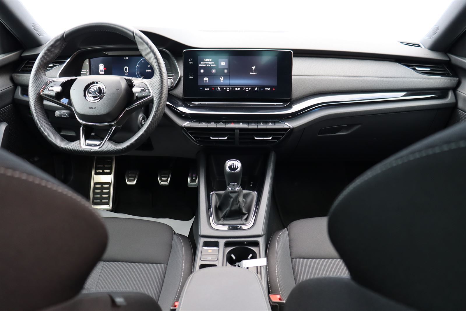 Škoda Octavia, 1.5 TSI Sportline - fotka 3
